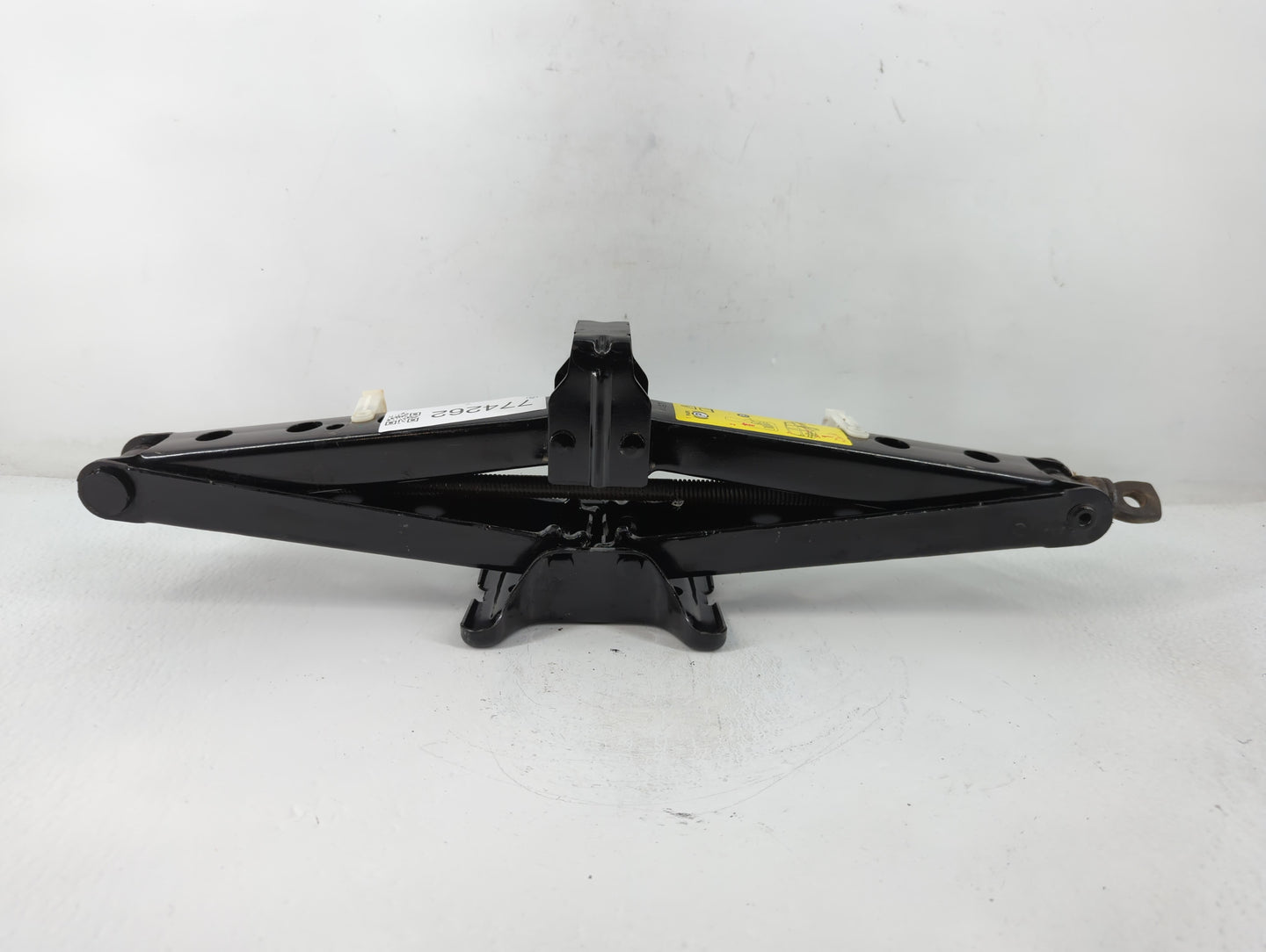 2012 Land Rover Range Rover Spare Scissor Car Jack - Oemusedautoparts1.com