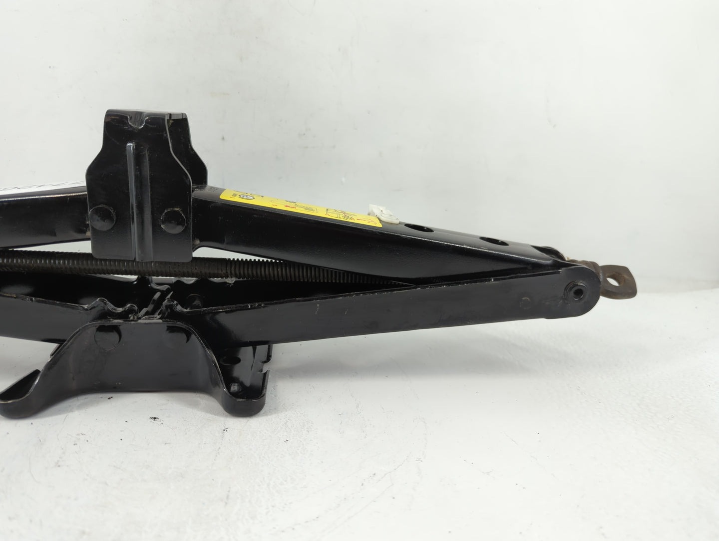 2012 Land Rover Range Rover Spare Scissor Car Jack - Oemusedautoparts1.com