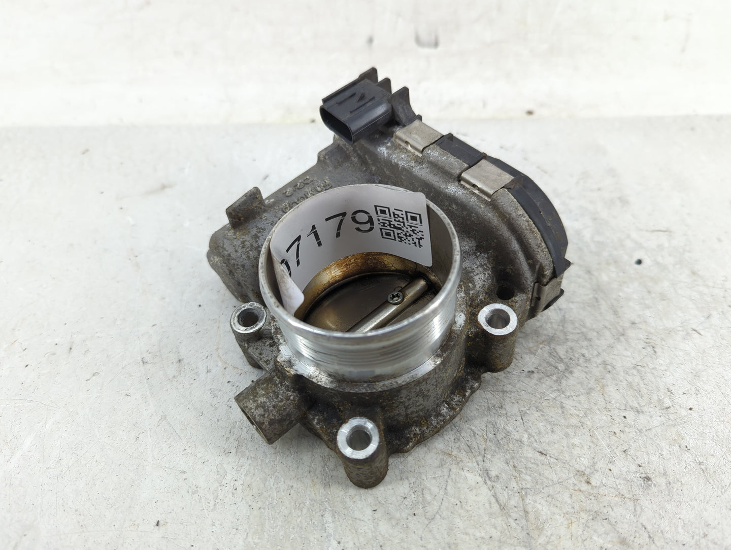 2012 Land Rover Range Rover Evoque Throttle Body P/N:CM5E9F991AD Fits Fits 2010 2011 2013 OEM Used Auto Parts - Oemusedautop
