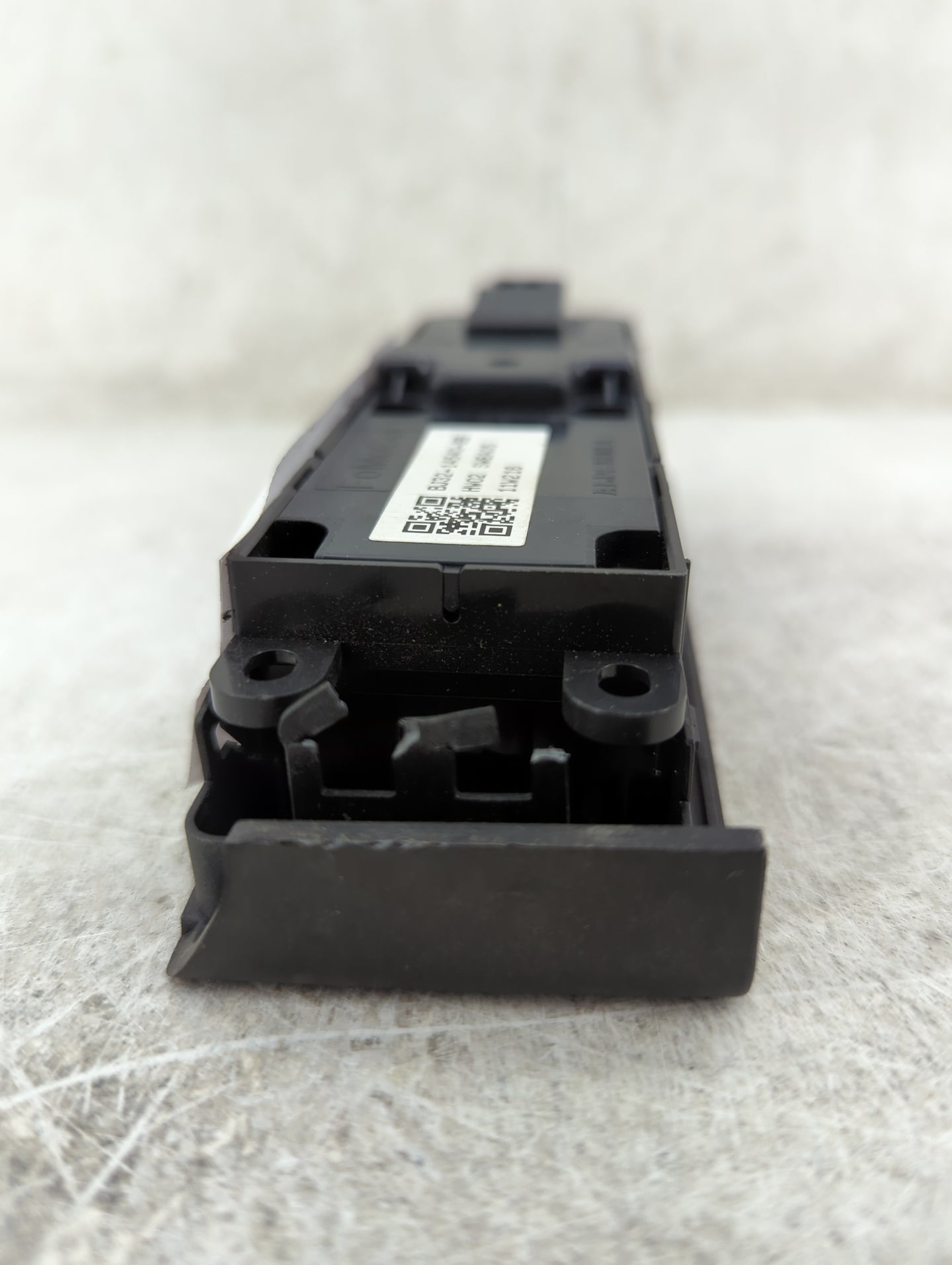 2012-2017 Land Rover Range Rover Evoque Master Power Window Switch Replacement Driver Side Left P/N:BJ32-14540-BB Fits OEM U