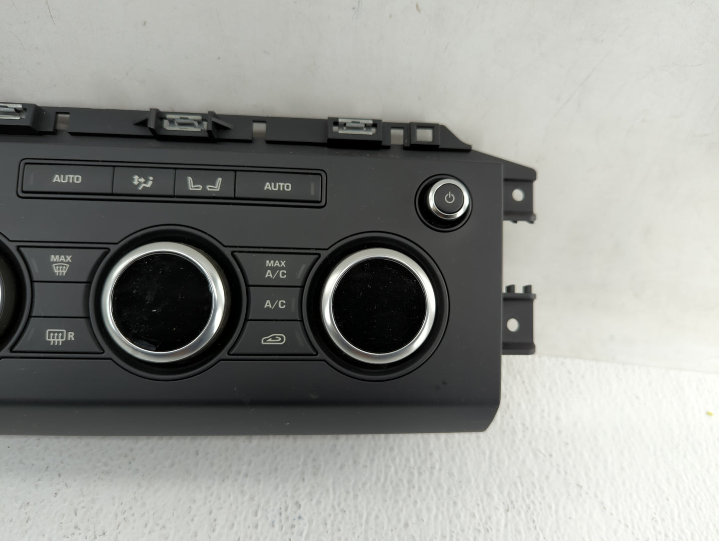 2012-2013 Land Rover Range Rover Evoque Climate Control Module Temperature AC/Heater Replacement Fits OEM Used Auto Parts - 