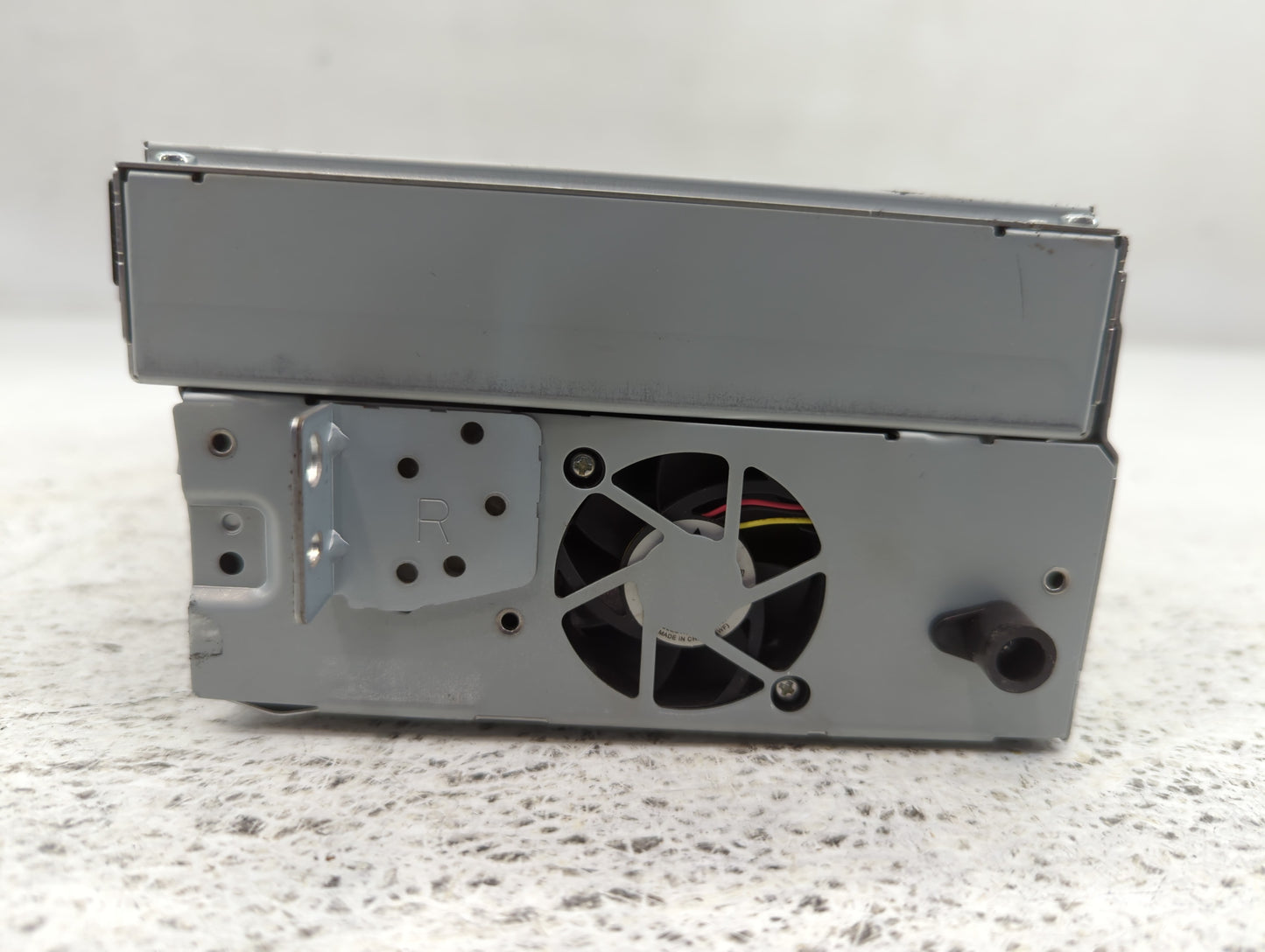 2012-2016 Land Rover Range Rover Evoque Am Fm Cd Player Radio Receiver - Oemusedautoparts1.com