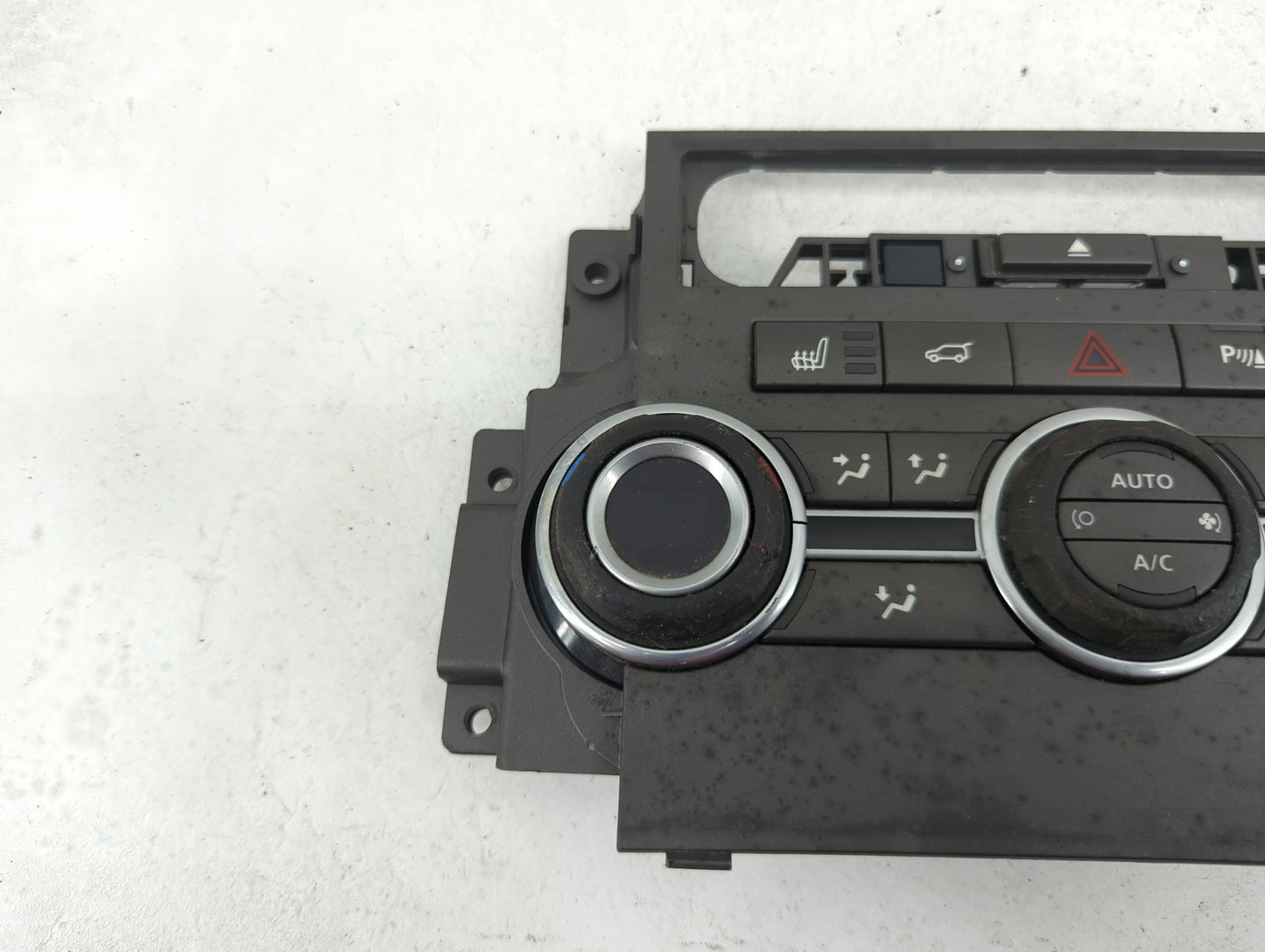 2012-2013 Land Rover Range Rover Sport Climate Control Module Temperature AC/Heater Replacement Fits OEM Used Auto Parts - O
