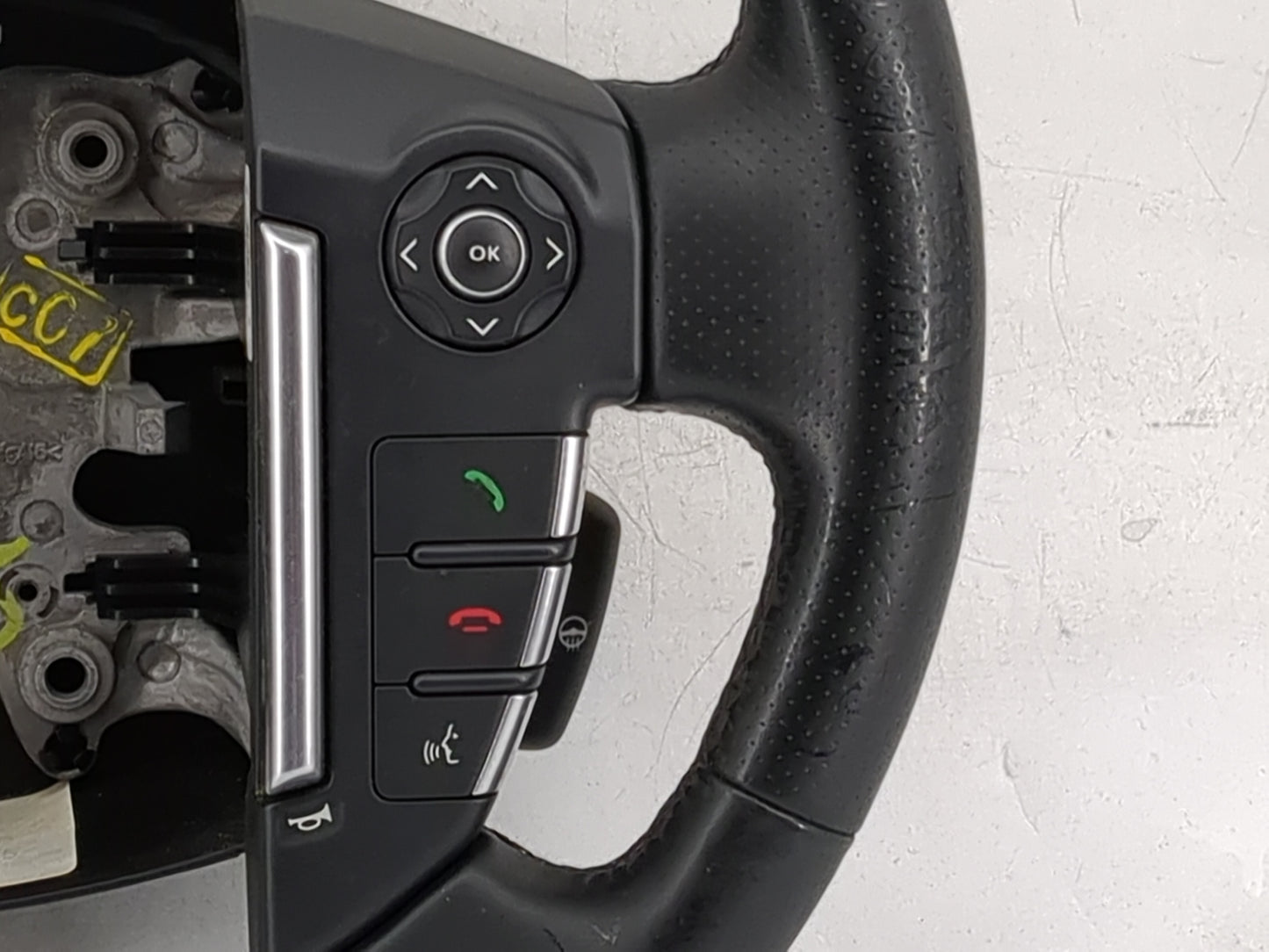 2012 Land Rover Range Rover Sport Steering Wheel Oem Black - Oemusedautoparts1.com