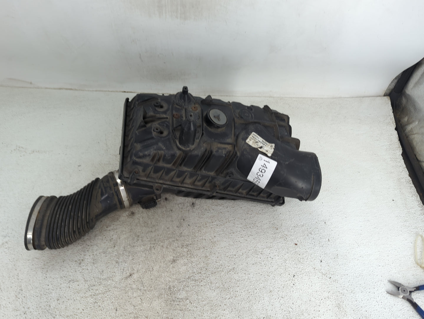 2010-2013 Land Rover Range Rover Sport Air Cleaner Intake-duct Hose Tube - Oemusedautoparts1.com