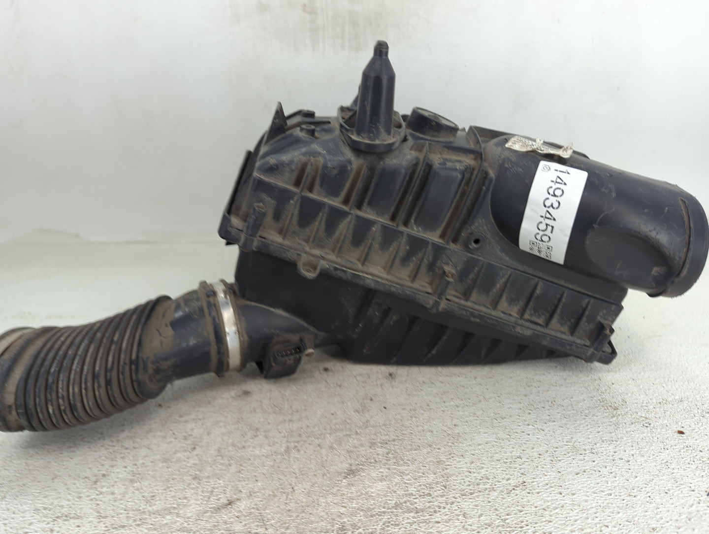 2010-2013 Land Rover Range Rover Sport Air Cleaner Intake-duct Hose Tube - Oemusedautoparts1.com