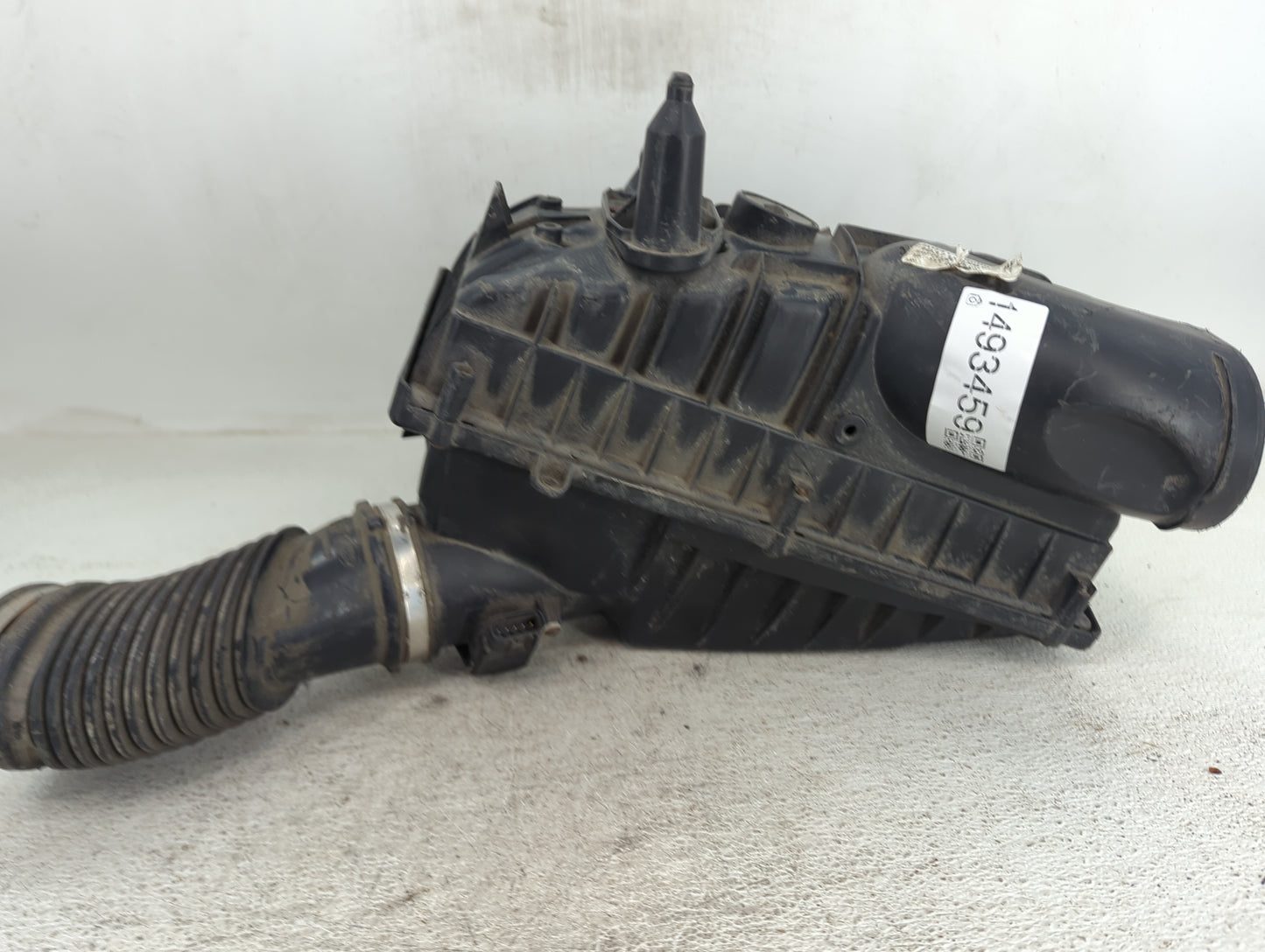 2010-2013 Land Rover Range Rover Sport Air Cleaner Intake-duct Hose Tube - Oemusedautoparts1.com