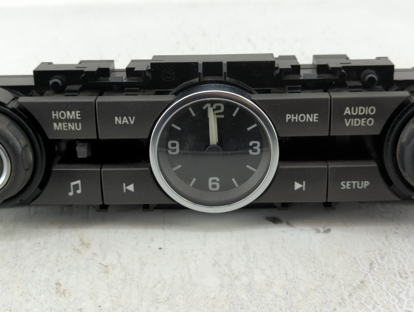 2010-2013 Land Rover Range Rover Sport Radio Control Panel - Oemusedautoparts1.com