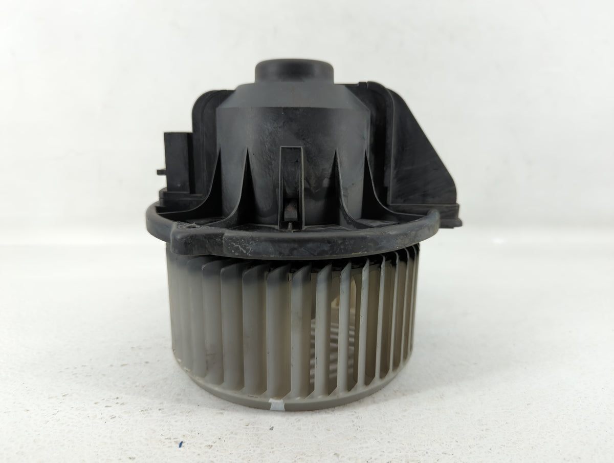 2006-2013 Land Rover Range Rover Sport Heater AC Blower Motor P/N:MF016070-0870 Fits OEM Used Auto Parts - Oemusedautoparts1