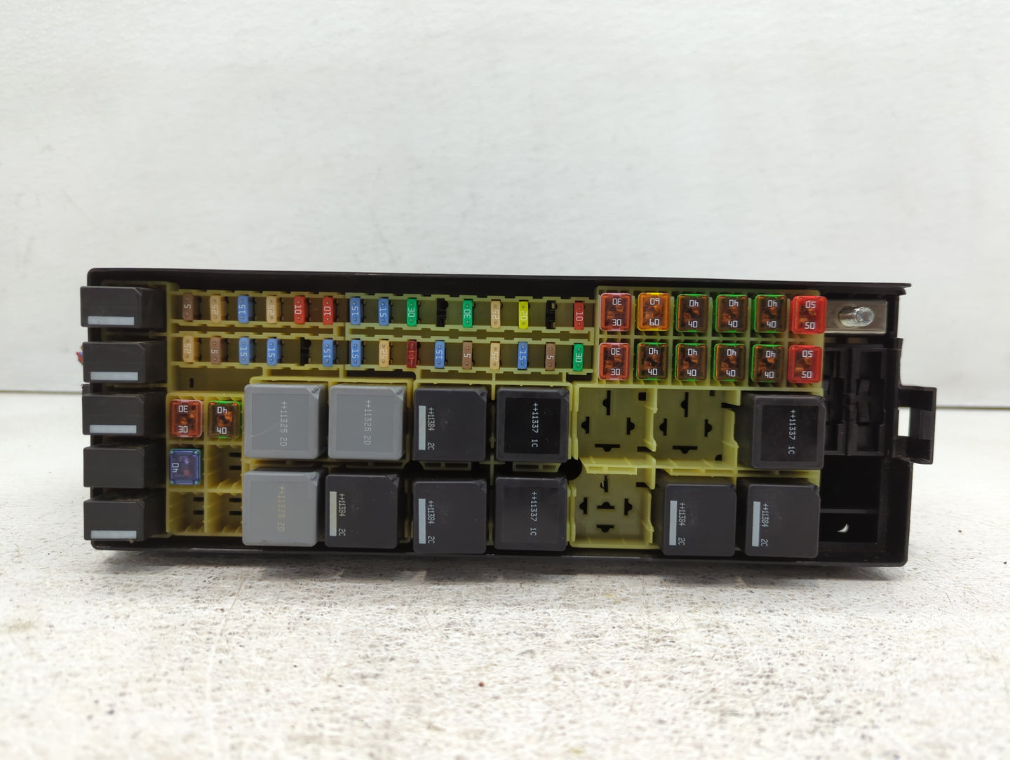 2010-2013 Land Rover Range Rover Sport Fusebox Fuse Box Panel Relay Module P/N:2011774164 CH32-14290-CB Fits OEM Used Auto P