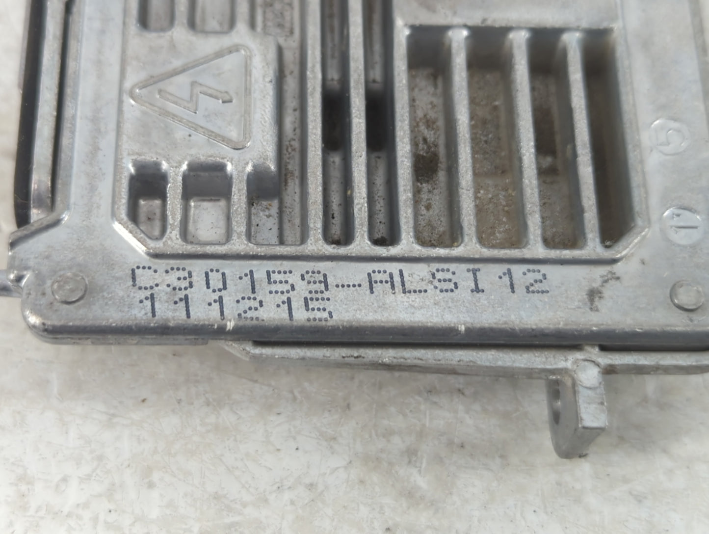 2010-2013 Land Rover Range Rover Sport Headlight Ballast Head Light - Oemusedautoparts1.com
