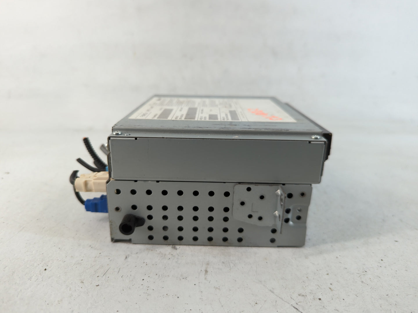 2012-2016 Land Rover Range Rover Sport Am Fm Cd Player Radio Receiver - Oemusedautoparts1.com