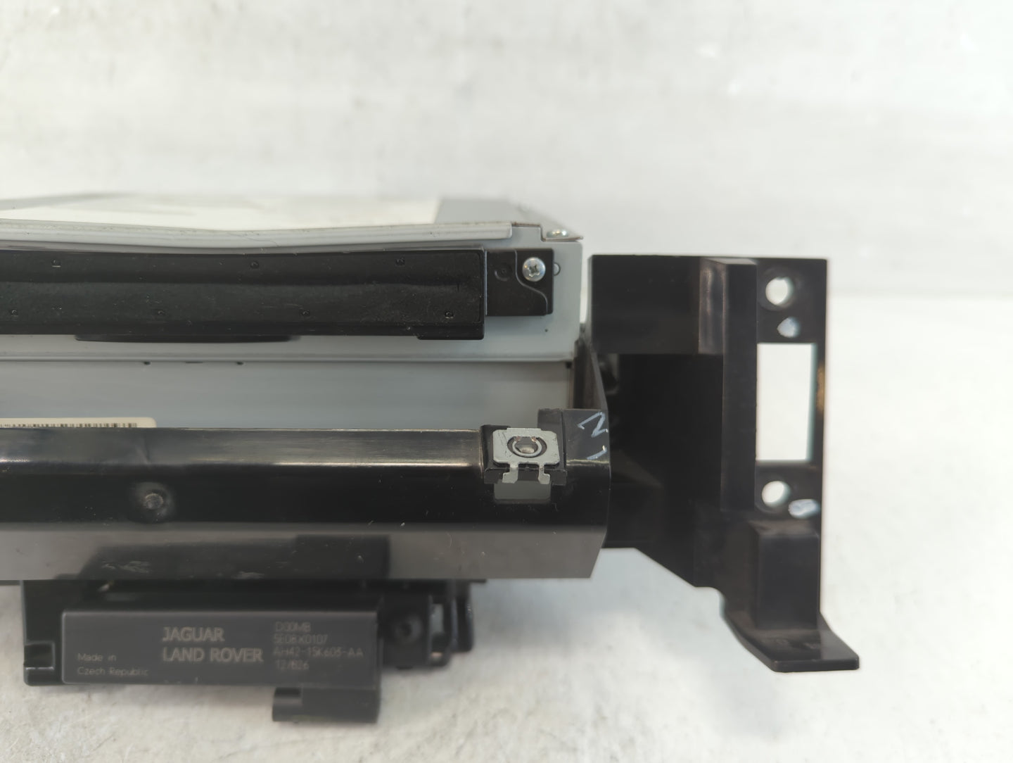 2012-2016 Land Rover Range Rover Sport Radio AM FM Cd Player Receiver Replacement P/N:AH42-15K603-AA Fits OEM Used Auto Part