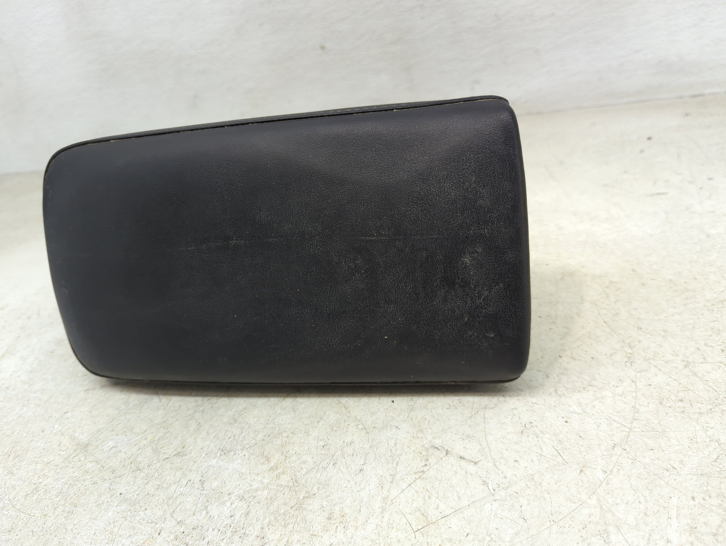 2012 Lexus Ct200h Center Console Armrest Cover Lid Fits OEM Used Auto Parts - Oemusedautoparts1.com