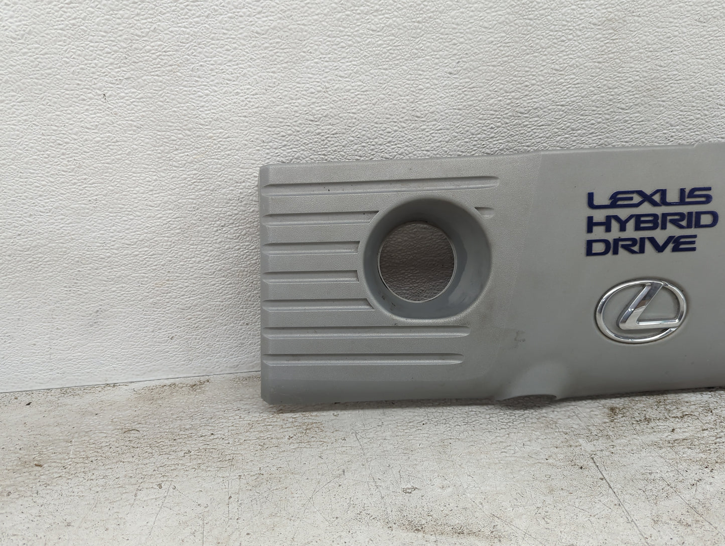 2012 Lexus Ct200h Engine Cover - Oemusedautoparts1.com