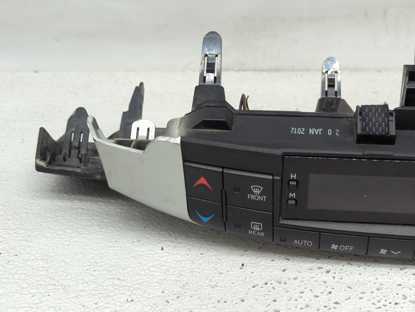 2011-2013 Lexus Ct200h Climate Control Module Temperature AC/Heater Replacement P/N:55900-76050 Fits Fits 2011 2012 2013 OEM
