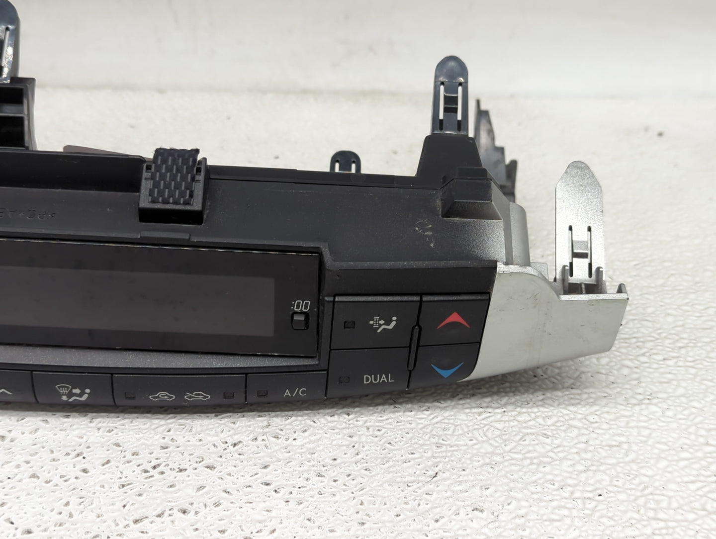 2011-2013 Lexus Ct200h Climate Control Module Temperature AC/Heater Replacement P/N:55900-76050 Fits Fits 2011 2012 2013 OEM