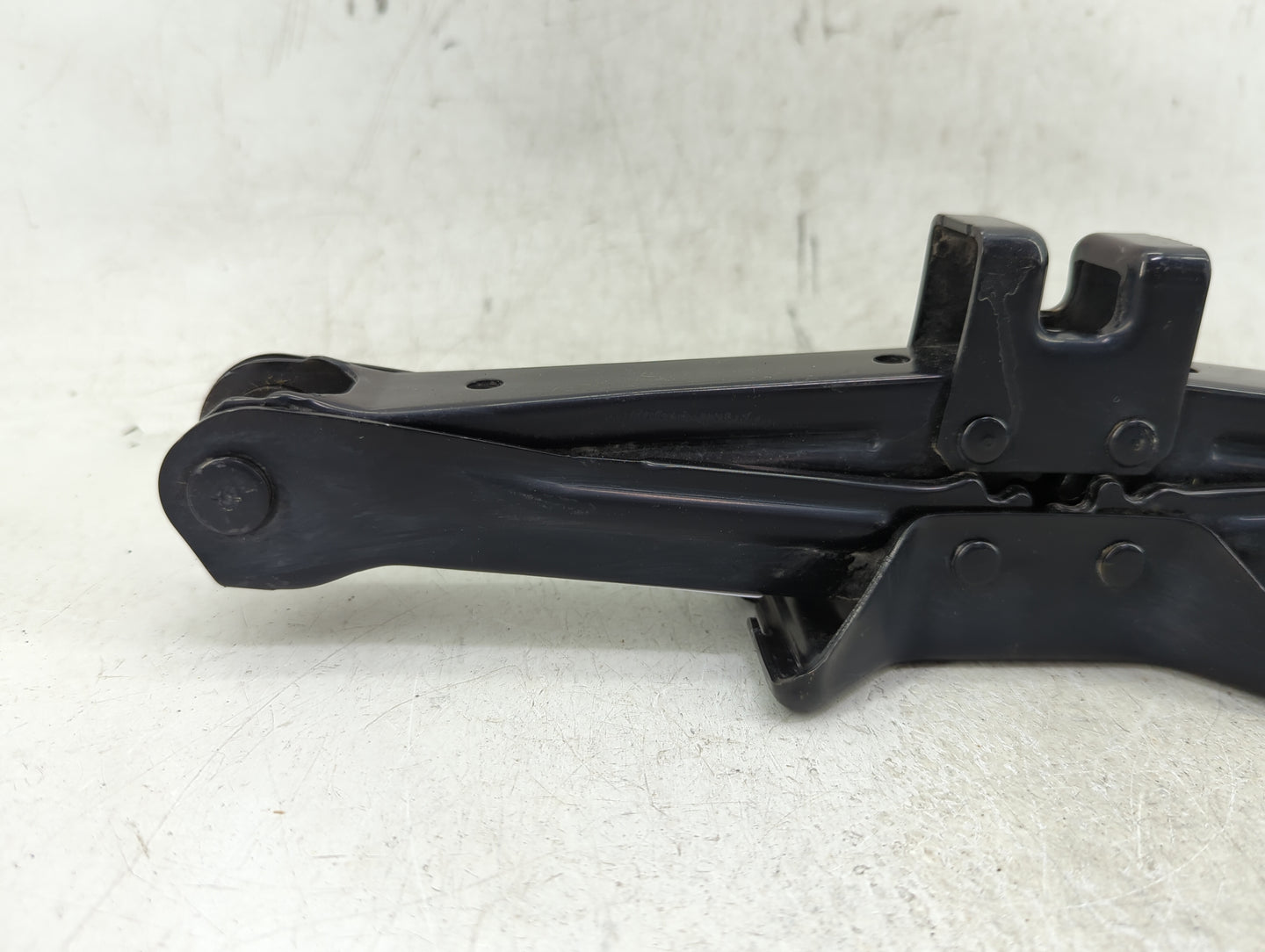 2012 Lexus Ct200h Spare Scissor Car Jack - Oemusedautoparts1.com