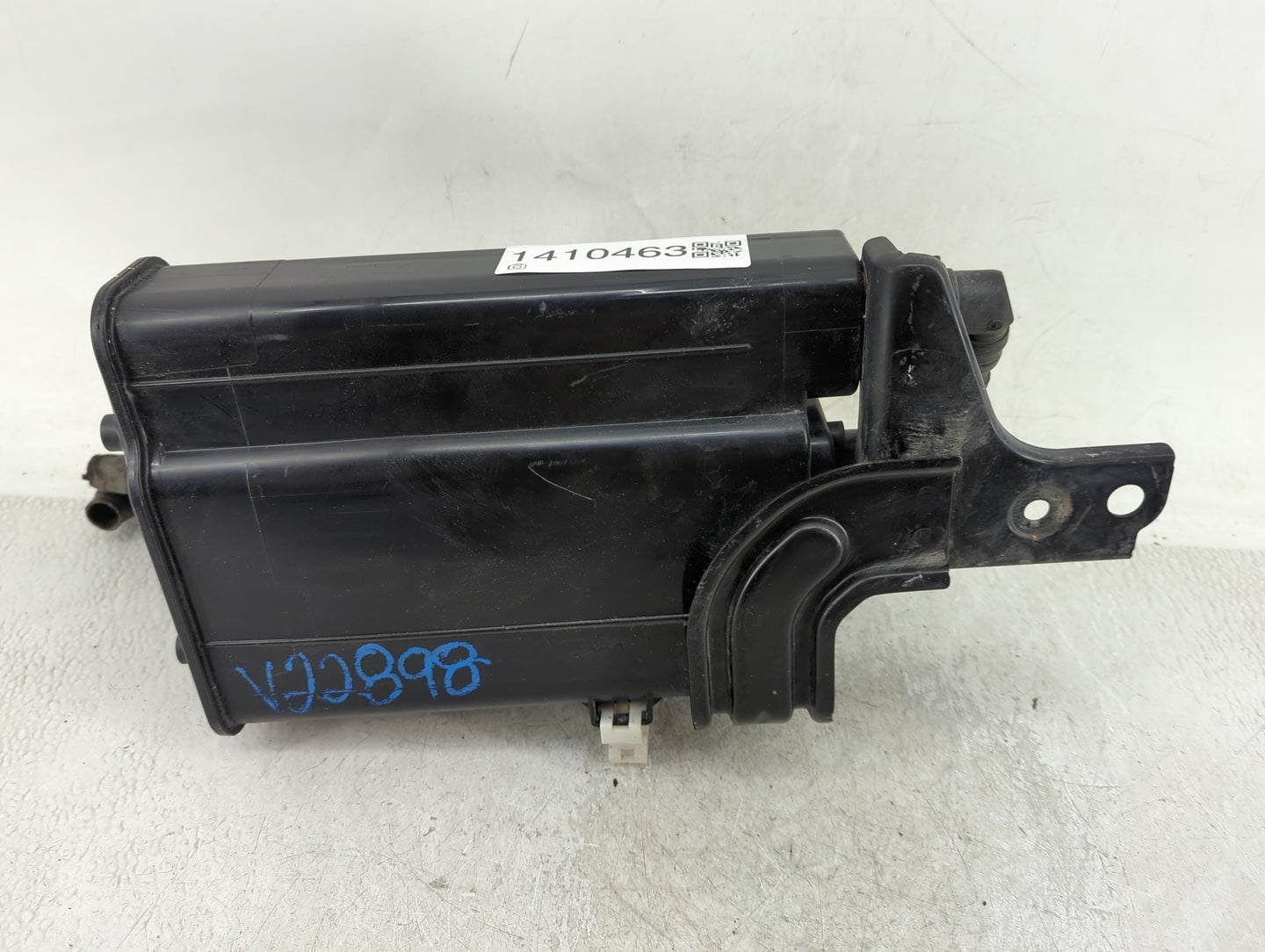 2012 Lexus Ct200h Fuel Vapor Charcoal Canister - Oemusedautoparts1.com
