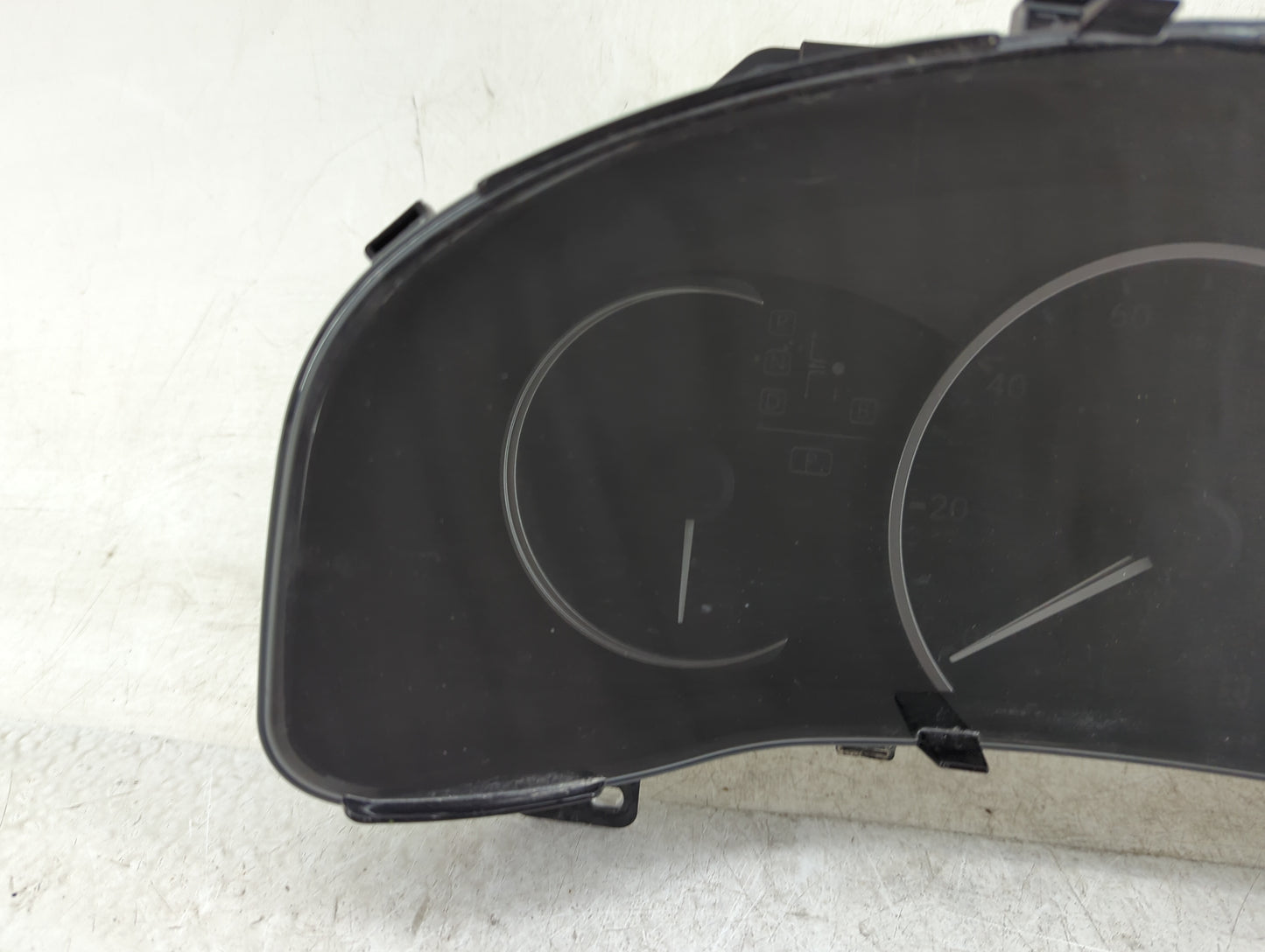 2011-2012 Lexus Ct200h Instrument Cluster Speedometer Gauges P/N:83800-76010 Fits Fits 2011 2012 OEM Used Auto Parts - Oemus