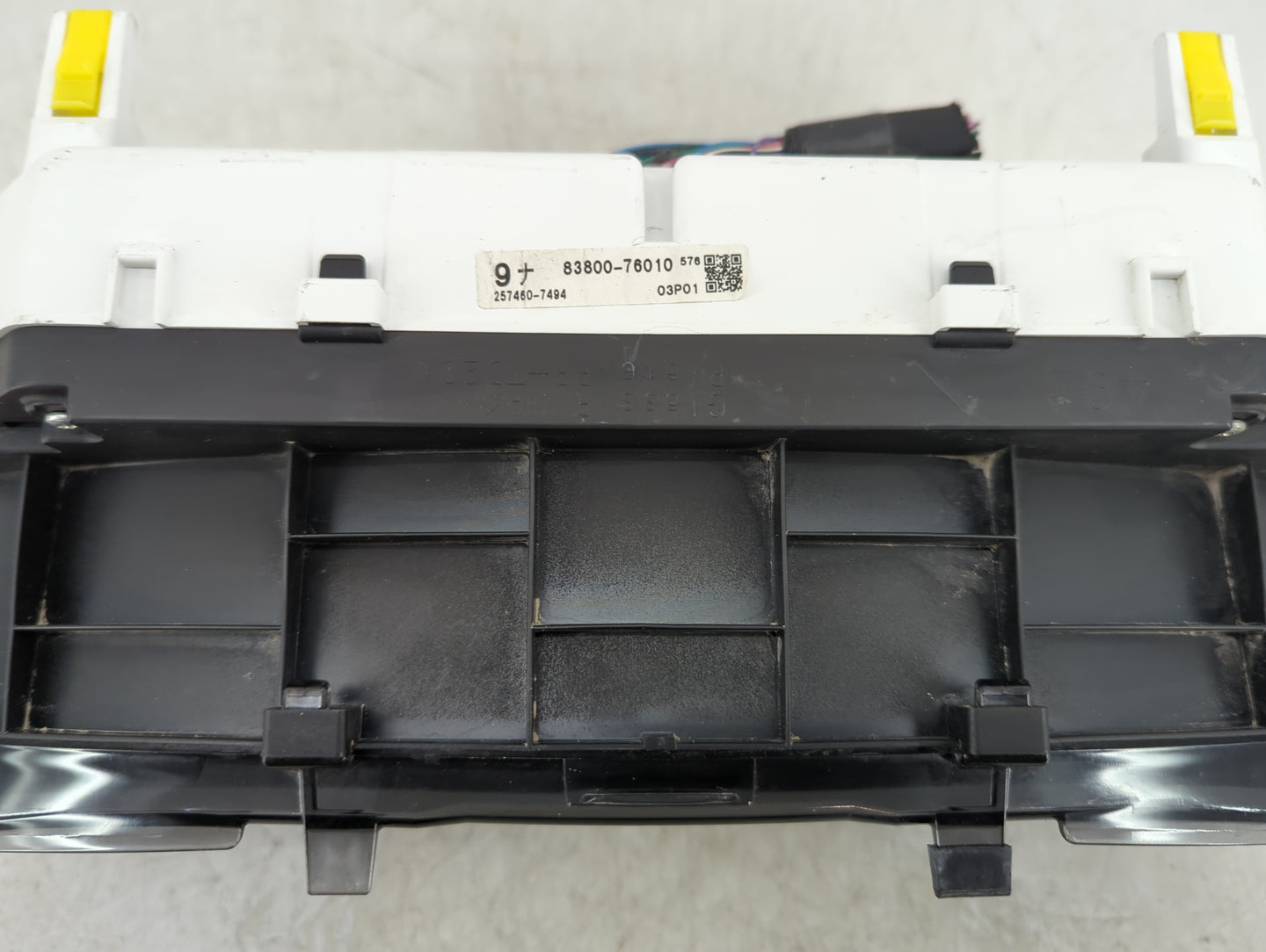 2011-2012 Lexus Ct200h Instrument Cluster Speedometer Gauges P/N:83800-76010 Fits Fits 2011 2012 OEM Used Auto Parts - Oemus