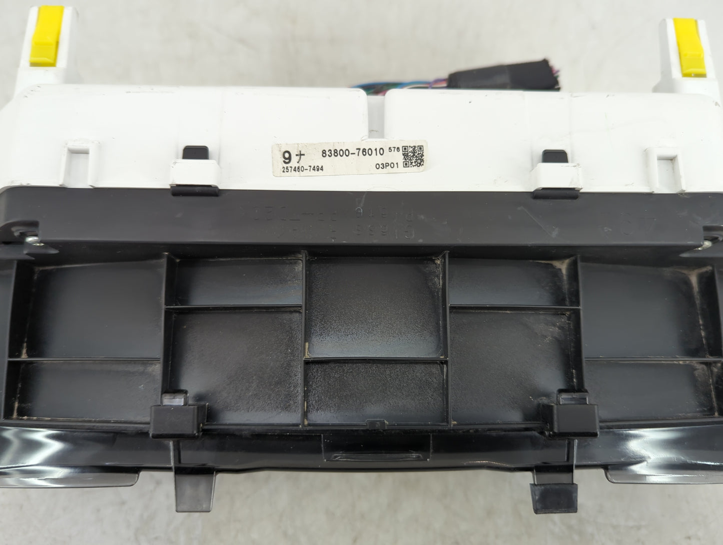 2011-2012 Lexus Ct200h Instrument Cluster Speedometer Gauges P/N:83800-76010 Fits Fits 2011 2012 OEM Used Auto Parts - Oemus