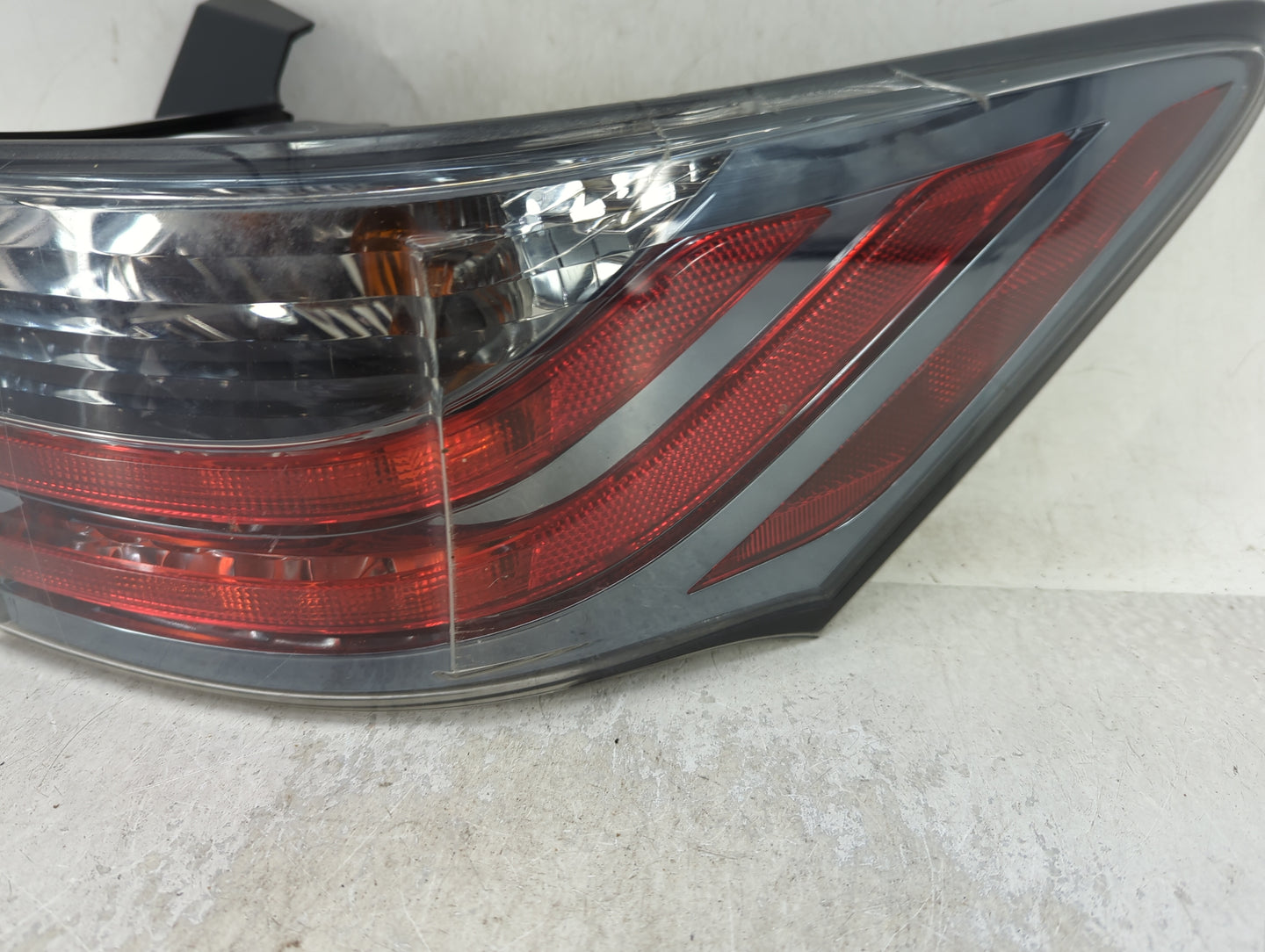 2011-2017 Lexus Ct200h Tail Light Assembly Passenger Right OEM Fits Fits 2011 2012 2013 2014 2015 2016 2017 OEM Used Auto Pa
