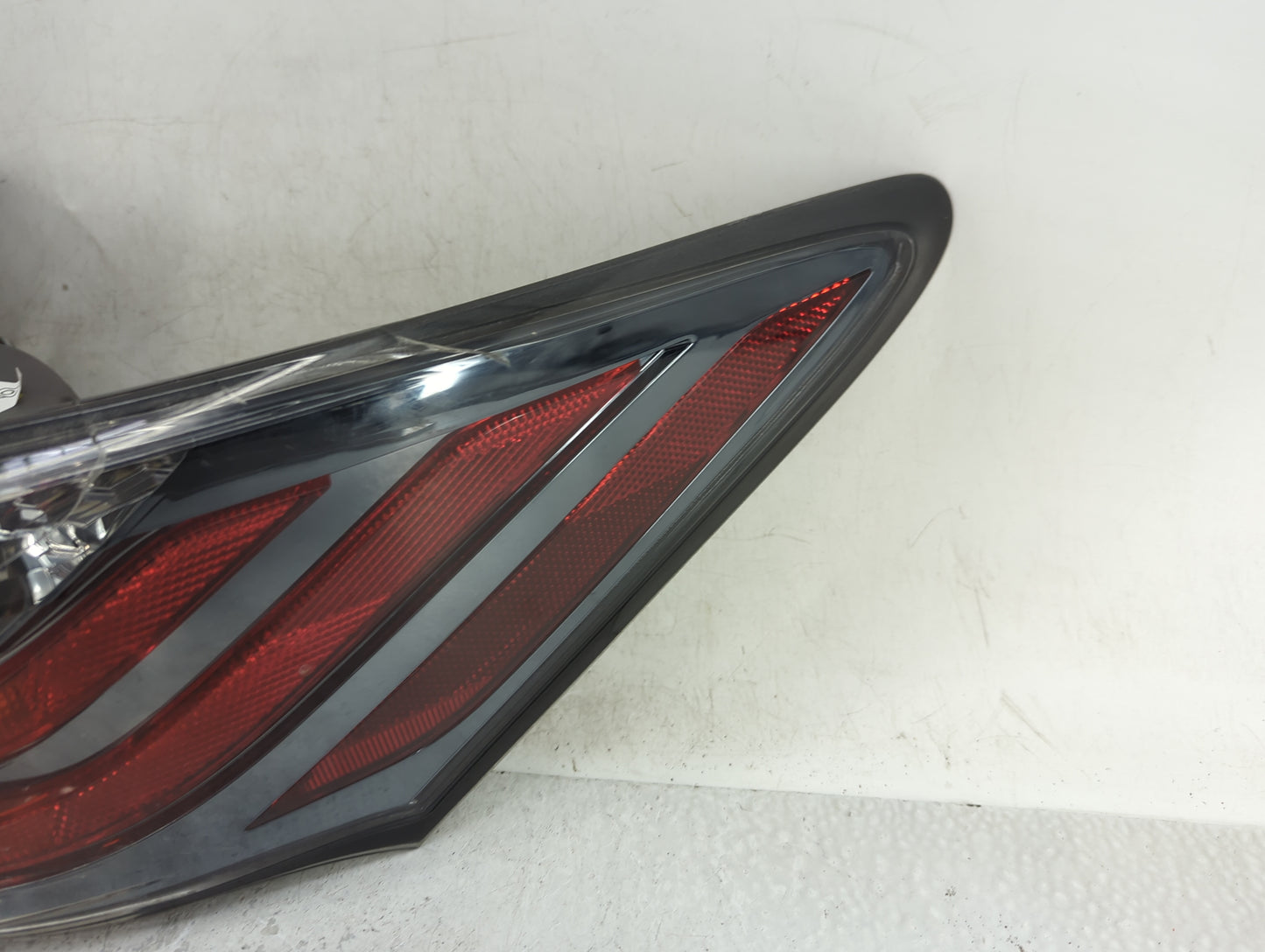 2011-2017 Lexus Ct200h Tail Light Assembly Passenger Right OEM Fits Fits 2011 2012 2013 2014 2015 2016 2017 OEM Used Auto Pa