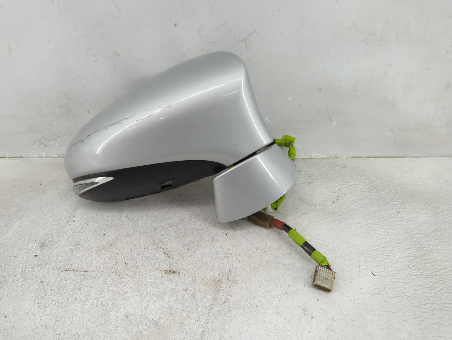 2012 Lexus Ct200h Passenger Side View Mirror - Right Door Mirror OEM Used - Oemusedautoparts1.com
