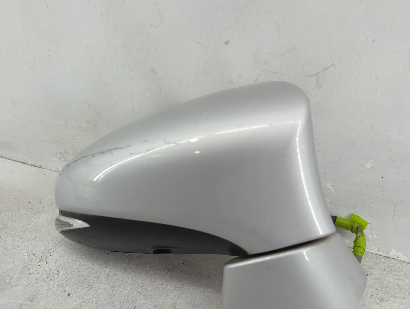2012 Lexus Ct200h Passenger Side View Mirror - Right Door Mirror OEM Used - Oemusedautoparts1.com