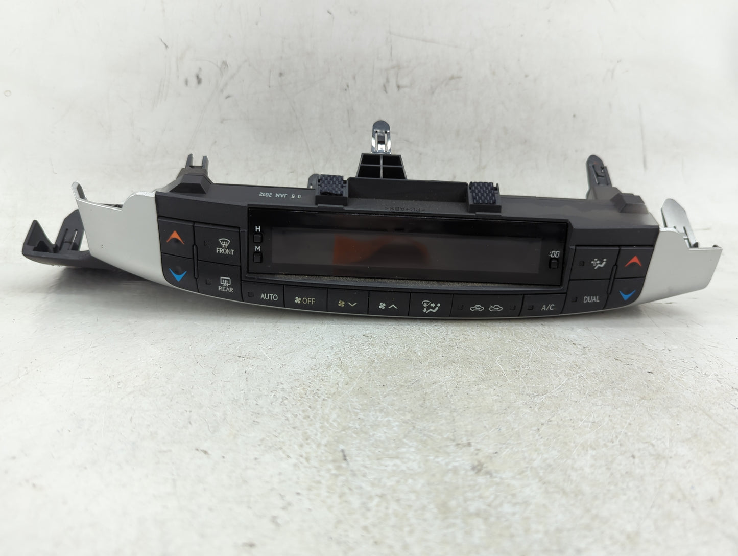 2011-2013 Lexus Ct200h Climate Control Module Temperature AC/Heater Replacement Fits Fits 2011 2012 2013 OEM Used Auto Parts