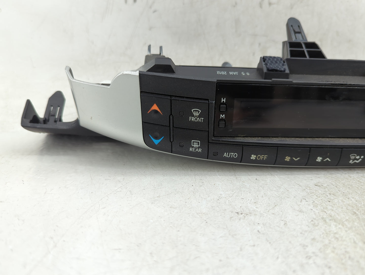 2011-2013 Lexus Ct200h Climate Control Module Temperature AC/Heater Replacement Fits Fits 2011 2012 2013 OEM Used Auto Parts