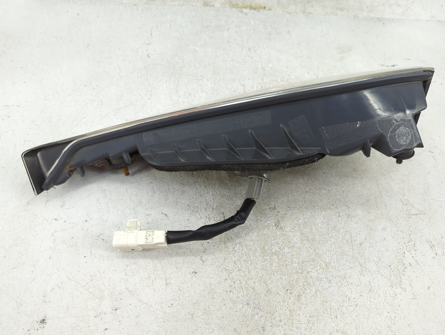 2011-2017 Lexus Ct200h Driver Left Side Deck Lid Mounted Tail Light - Oemusedautoparts1.com
