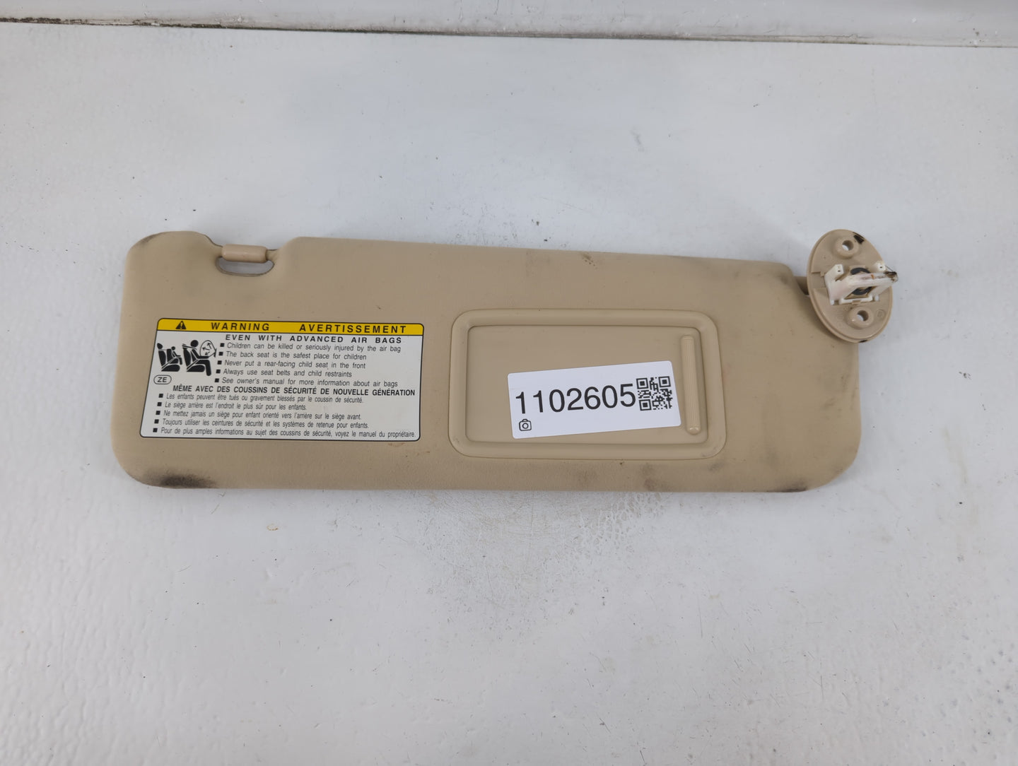2012 Lexus Es350 Sun Visor Shade Replacement Passenger Right Mirror Fits OEM Used Auto Parts - Oemusedautoparts1.com