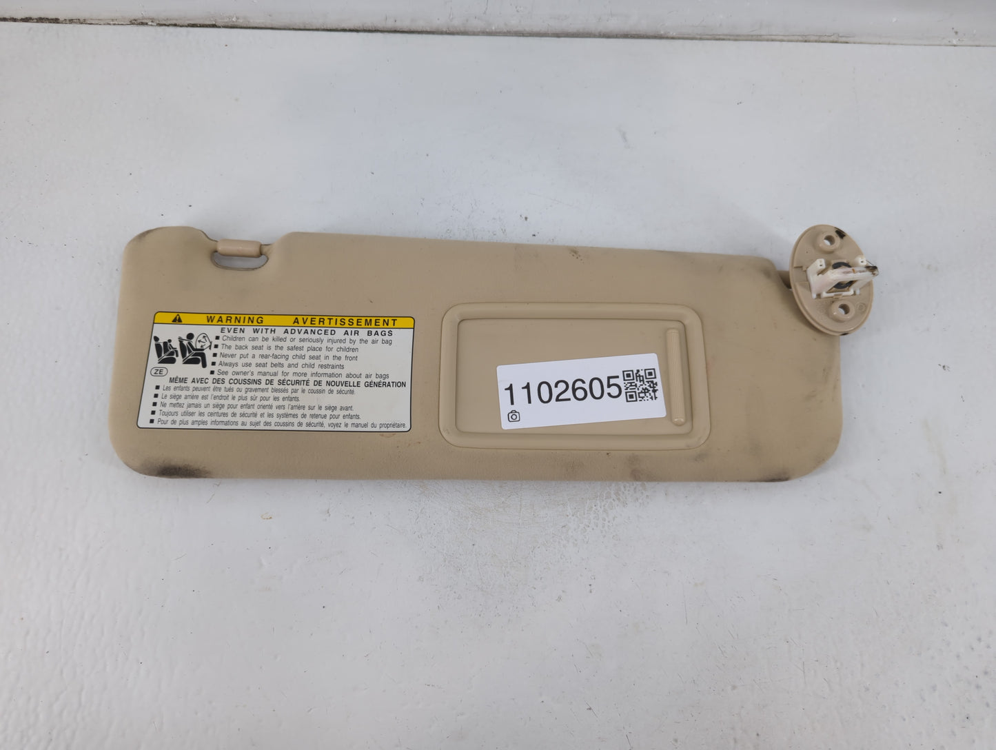 2012 Lexus Es350 Sun Visor Shade Replacement Passenger Right Mirror Fits OEM Used Auto Parts - Oemusedautoparts1.com