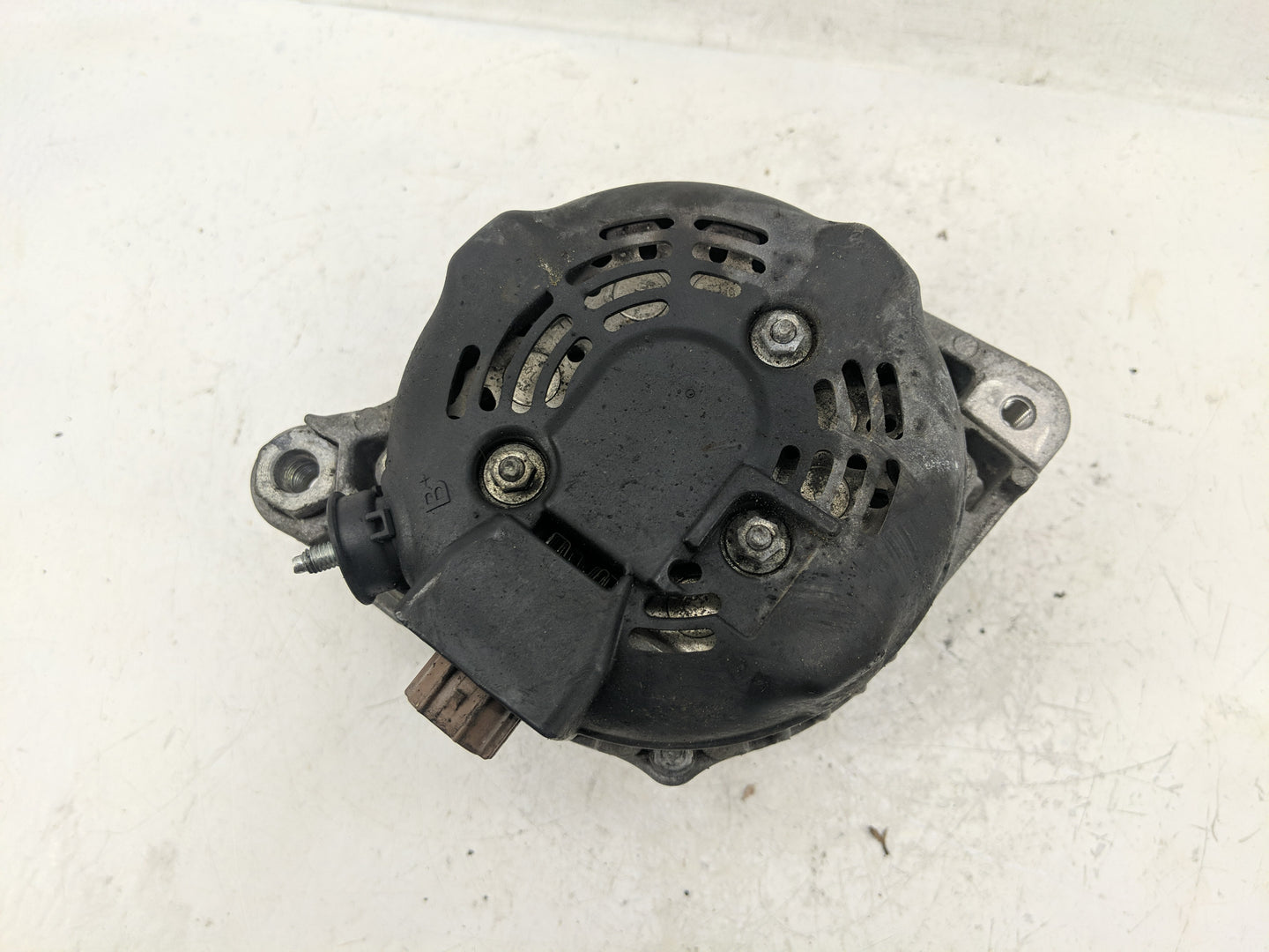 2010-2018 Lexus Es350 Alternator Replacement Generator Charging Assembly Engine OEM P/N:104210-2010 27060-31112 Fits OEM Use