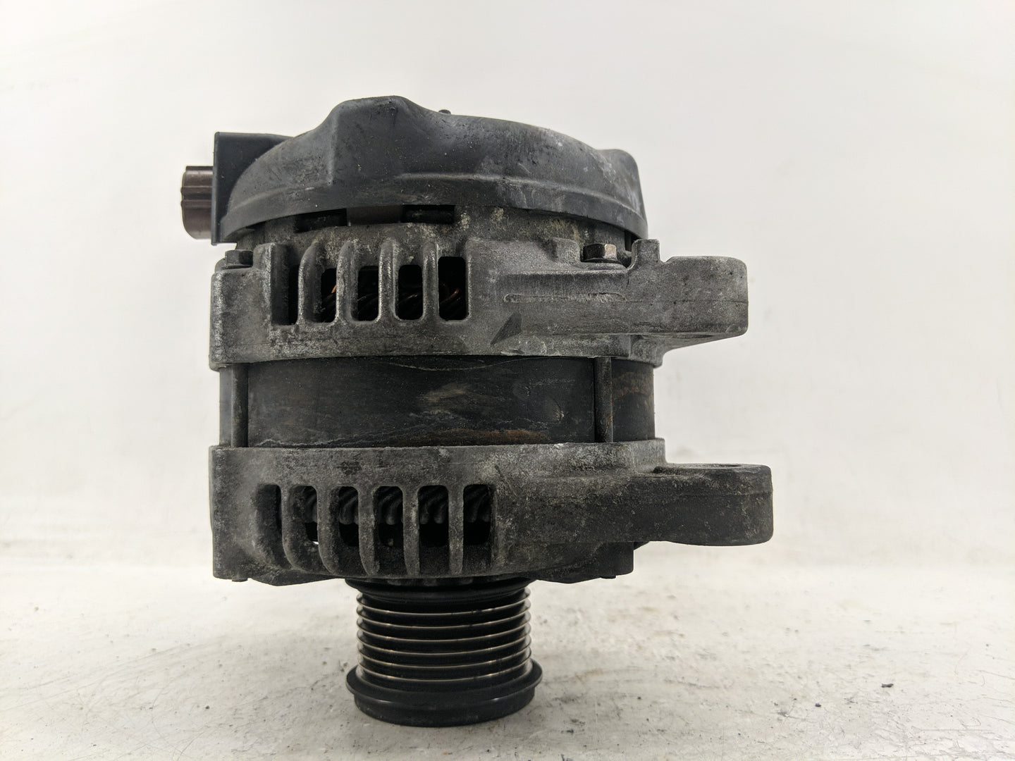 2010-2018 Lexus Es350 Alternator Replacement Generator Charging Assembly Engine OEM P/N:104210-2010 27060-31112 Fits OEM Use