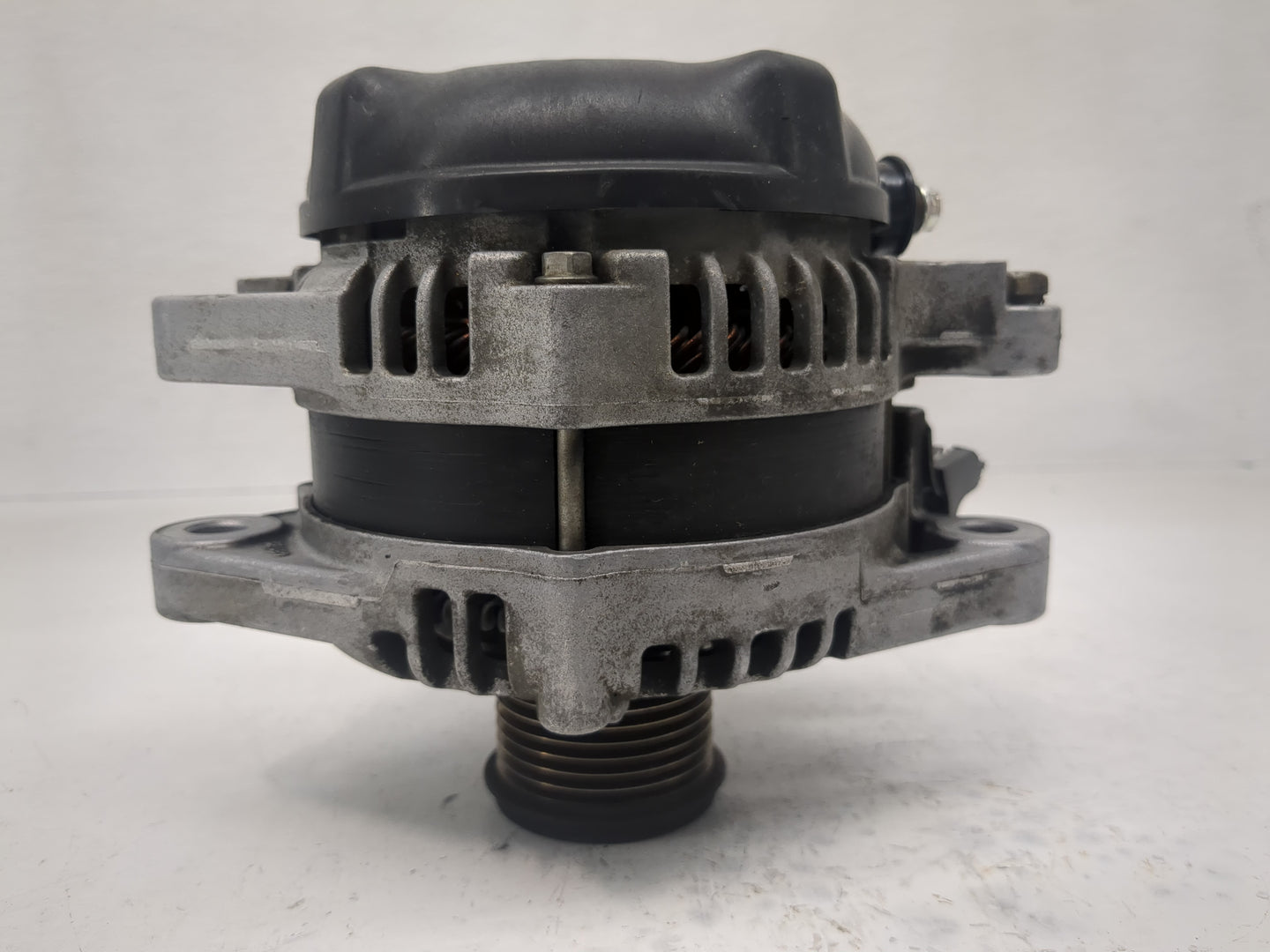 2010-2018 Lexus Es350 Alternator Replacement Generator Charging Assembly Engine OEM P/N:104210-2010 27060-31112 Fits OEM Use