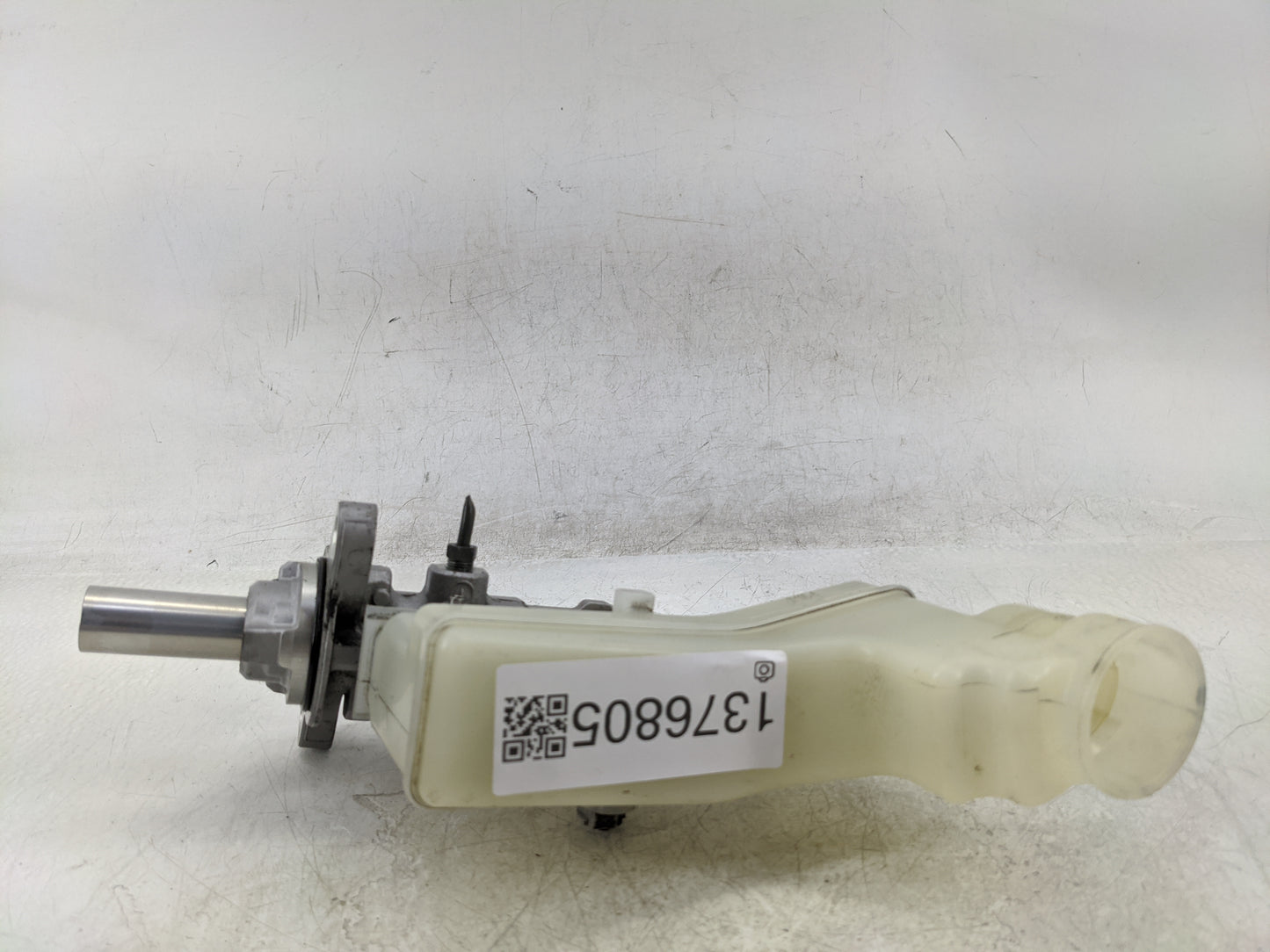 2007-2012 Lexus Es350 Brake Master Cylinder 1376805 - Oemusedautoparts1.com