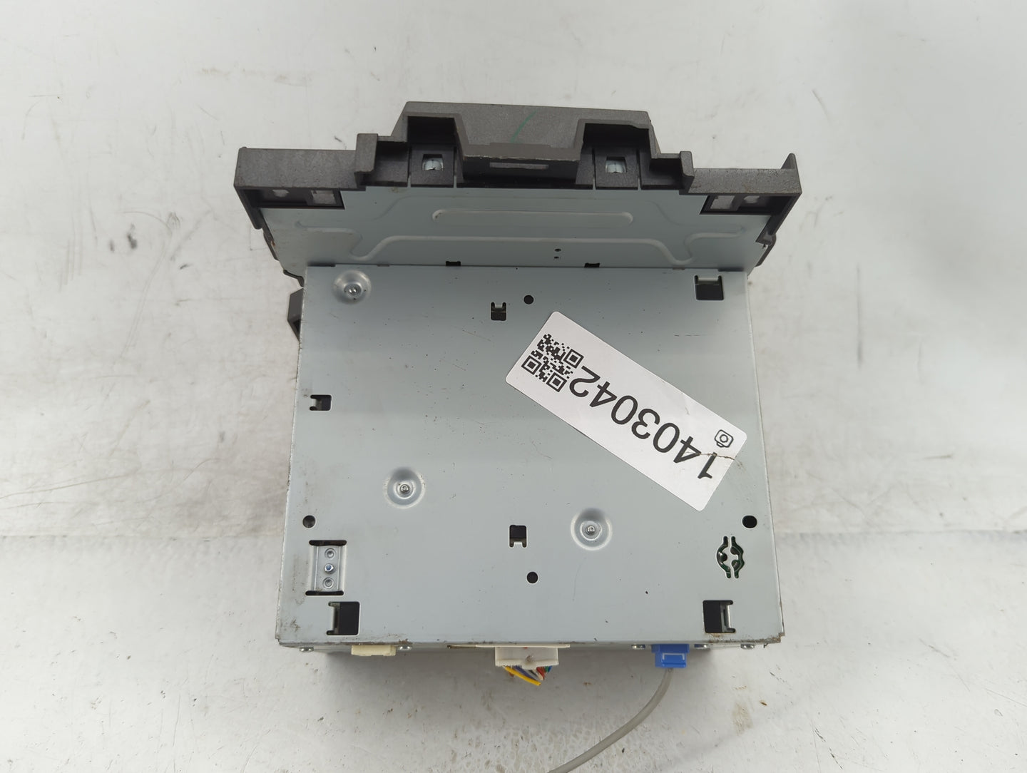 2010-2012 Lexus Es350 Radio AM FM Cd Player Receiver Replacement P/N:86120-33E40 Fits Fits 2010 2011 2012 OEM Used Auto Part