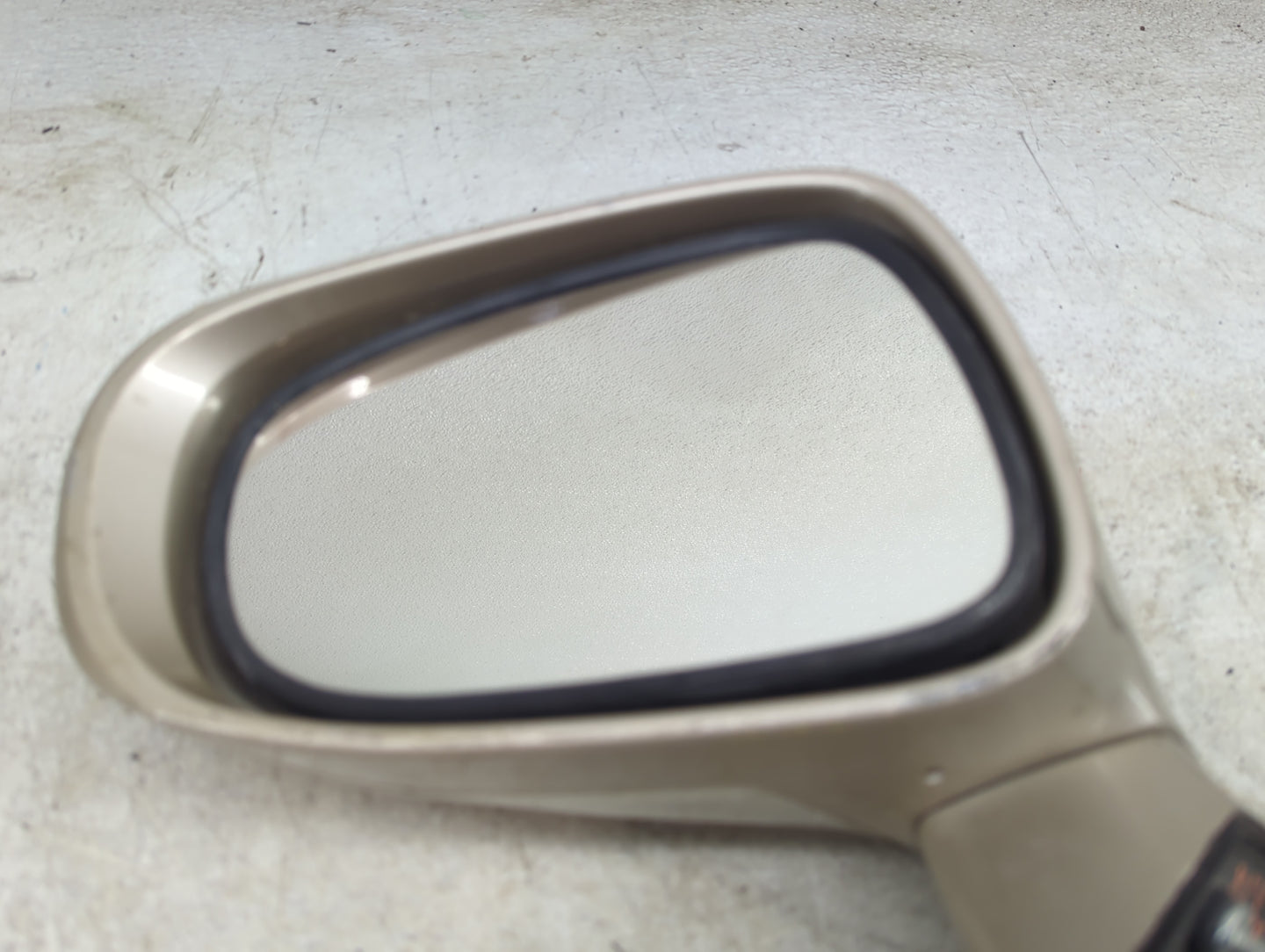 2010-2012 Lexus Es350 Driver Side View Mirror - Left Door Mirror OEM Used - Oemusedautoparts1.com
