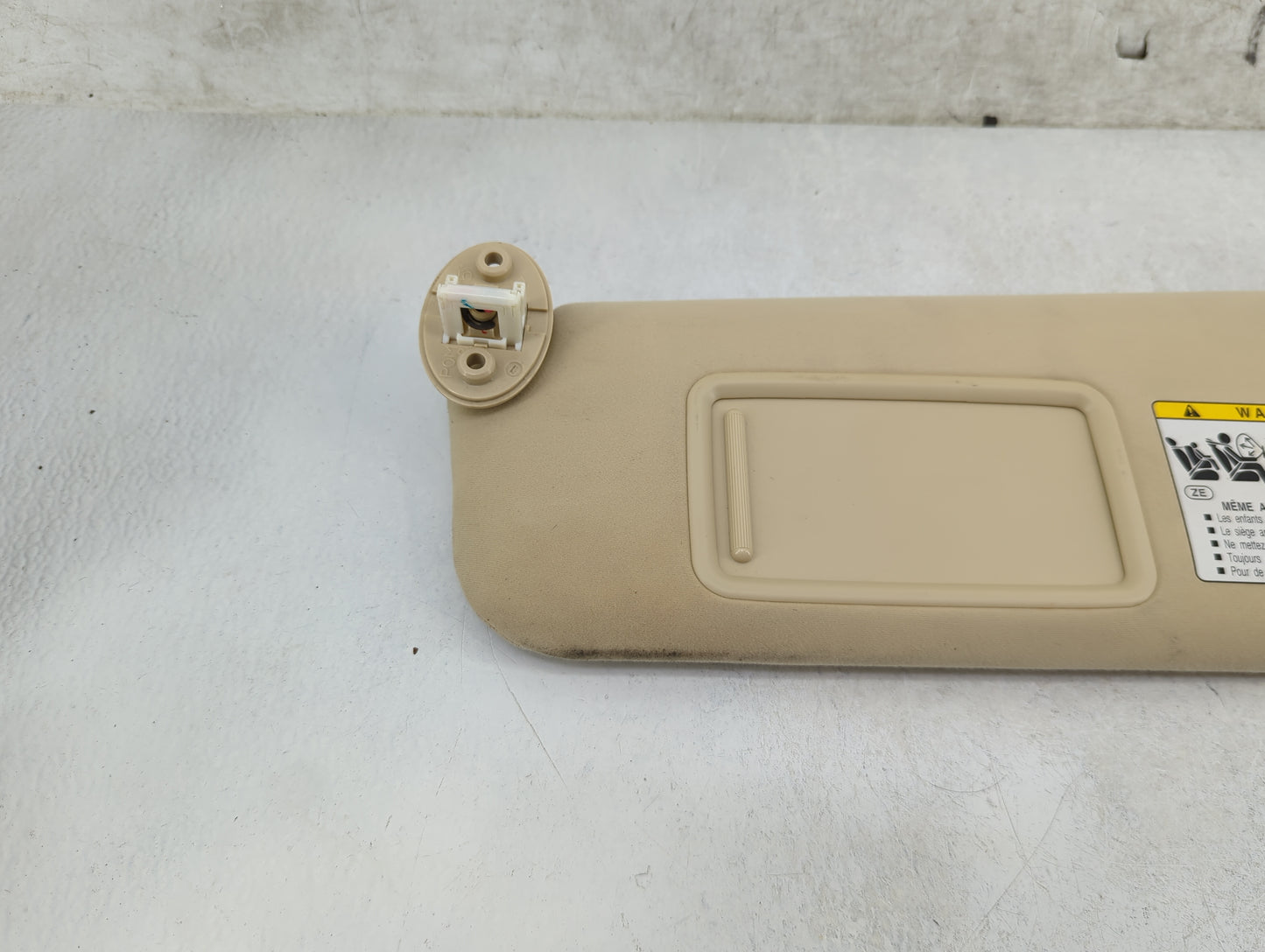 2012 Lexus Es350 Sun Visor Shade Replacement Driver Left Mirror Fits OEM Used Auto Parts - Oemusedautoparts1.com