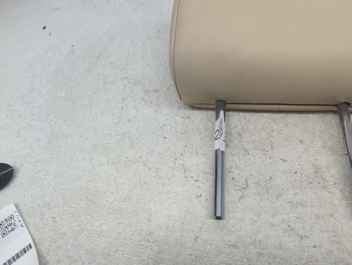 2012 Lexus Es350 Headrest Head Rest Rear Seat Fits OEM Used Auto Parts - Oemusedautoparts1.com