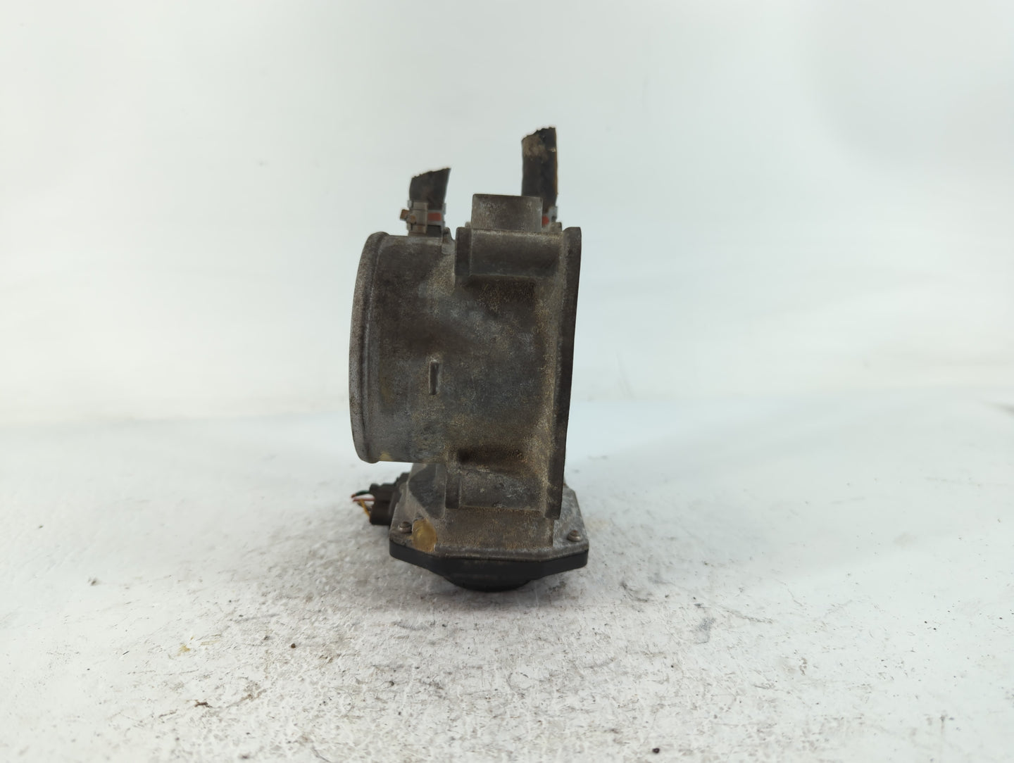 2007-2018 Lexus Es350 Throttle Body P/N:22030-31030 Fits OEM Used Auto Parts - Oemusedautoparts1.com