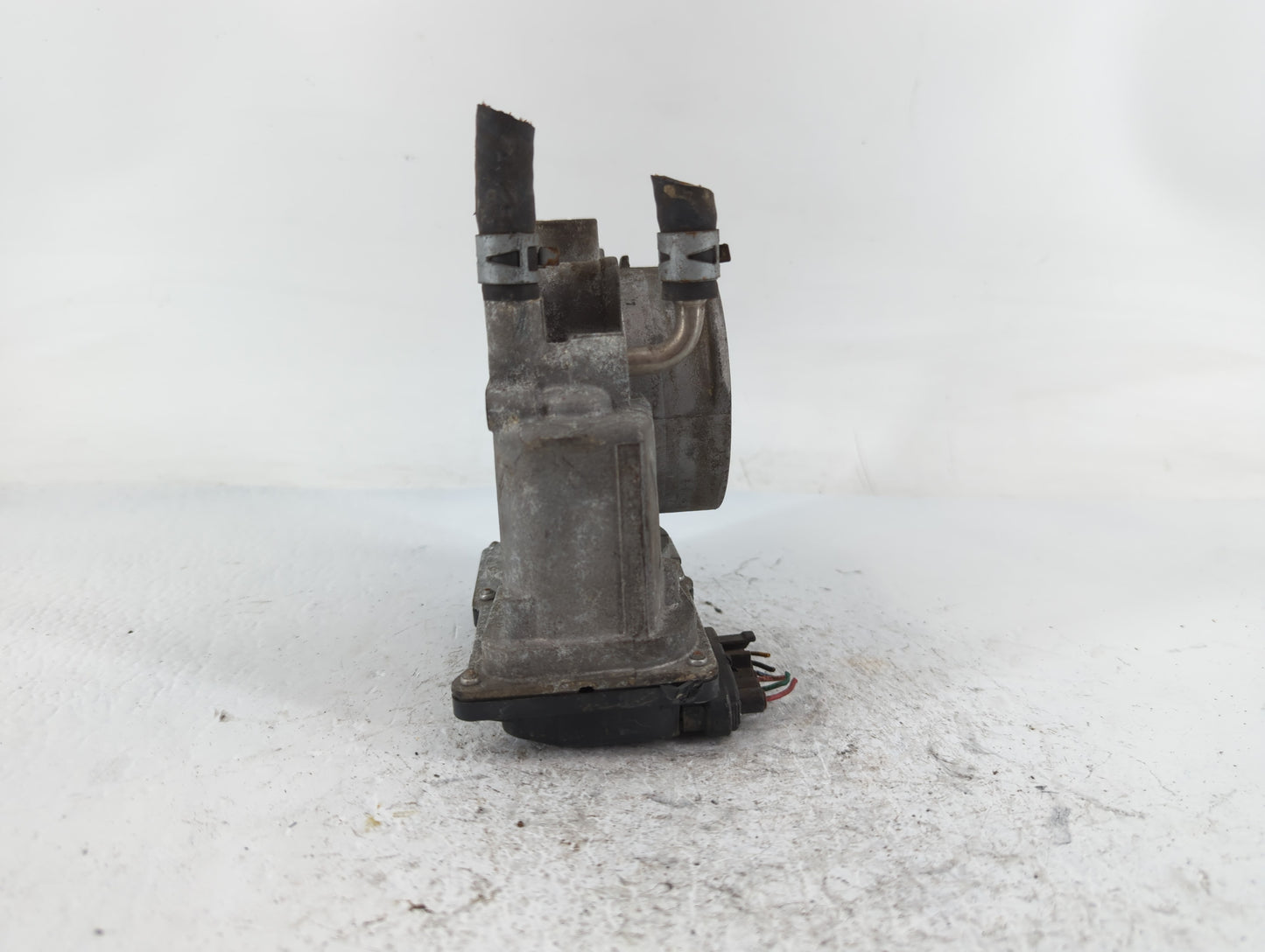 2007-2018 Lexus Es350 Throttle Body P/N:22030-31030 Fits OEM Used Auto Parts - Oemusedautoparts1.com