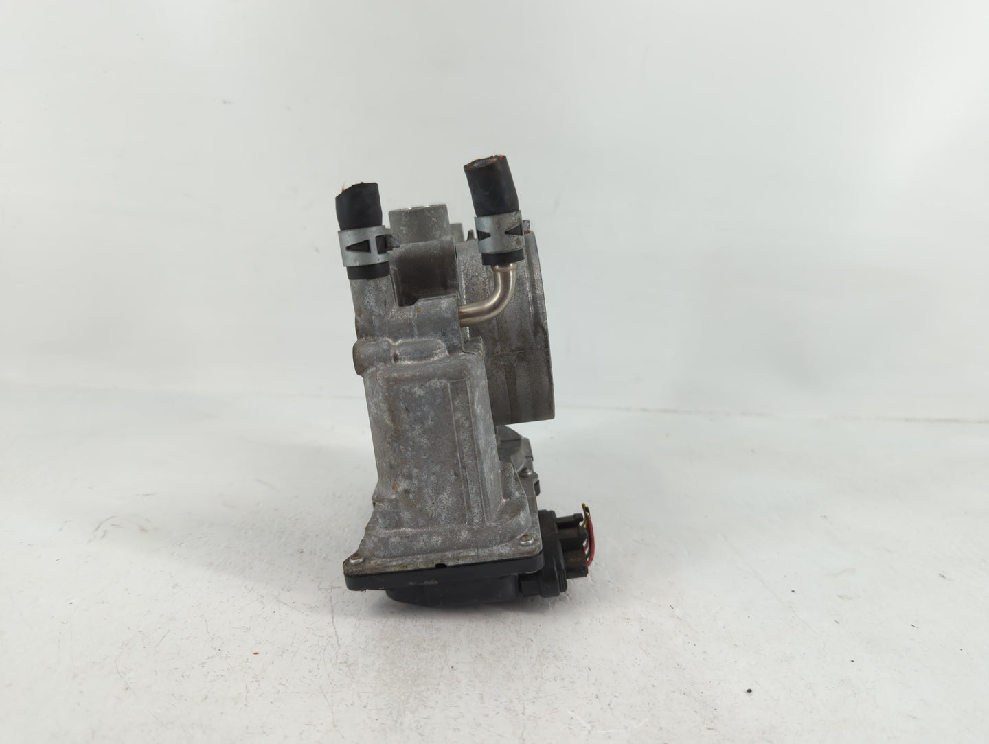 2007-2018 Lexus Es350 Throttle Body P/N:22030-31030 Fits OEM Used Auto Parts - Oemusedautoparts1.com