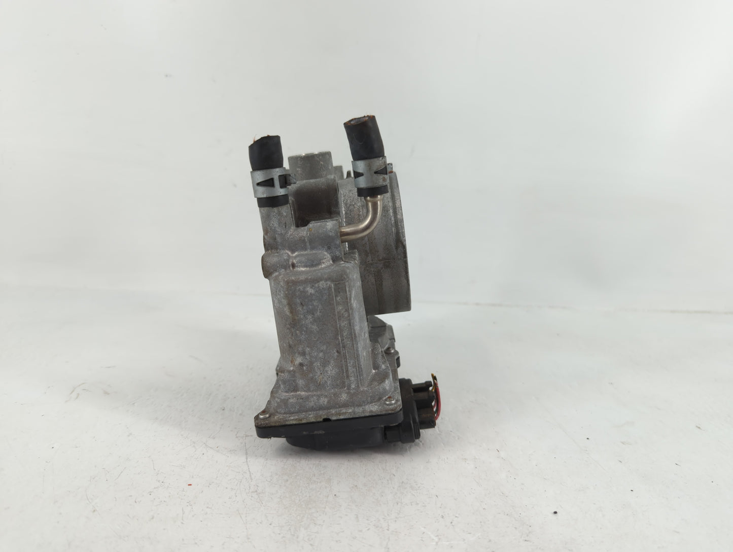 2007-2018 Lexus Es350 Throttle Body P/N:22030-31030 Fits OEM Used Auto Parts - Oemusedautoparts1.com