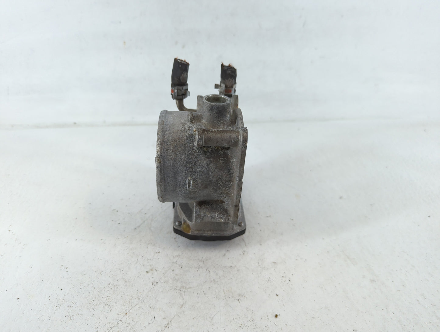 2007-2018 Lexus Es350 Throttle Body P/N:22030-31030 Fits OEM Used Auto Parts - Oemusedautoparts1.com