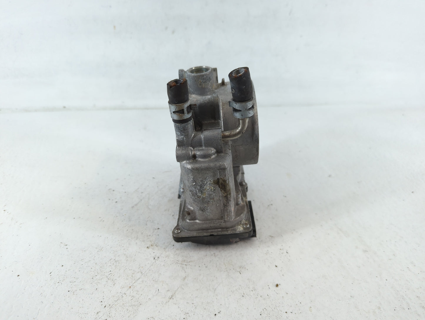 2007-2018 Lexus Es350 Throttle Body P/N:22030-31030 Fits OEM Used Auto Parts - Oemusedautoparts1.com