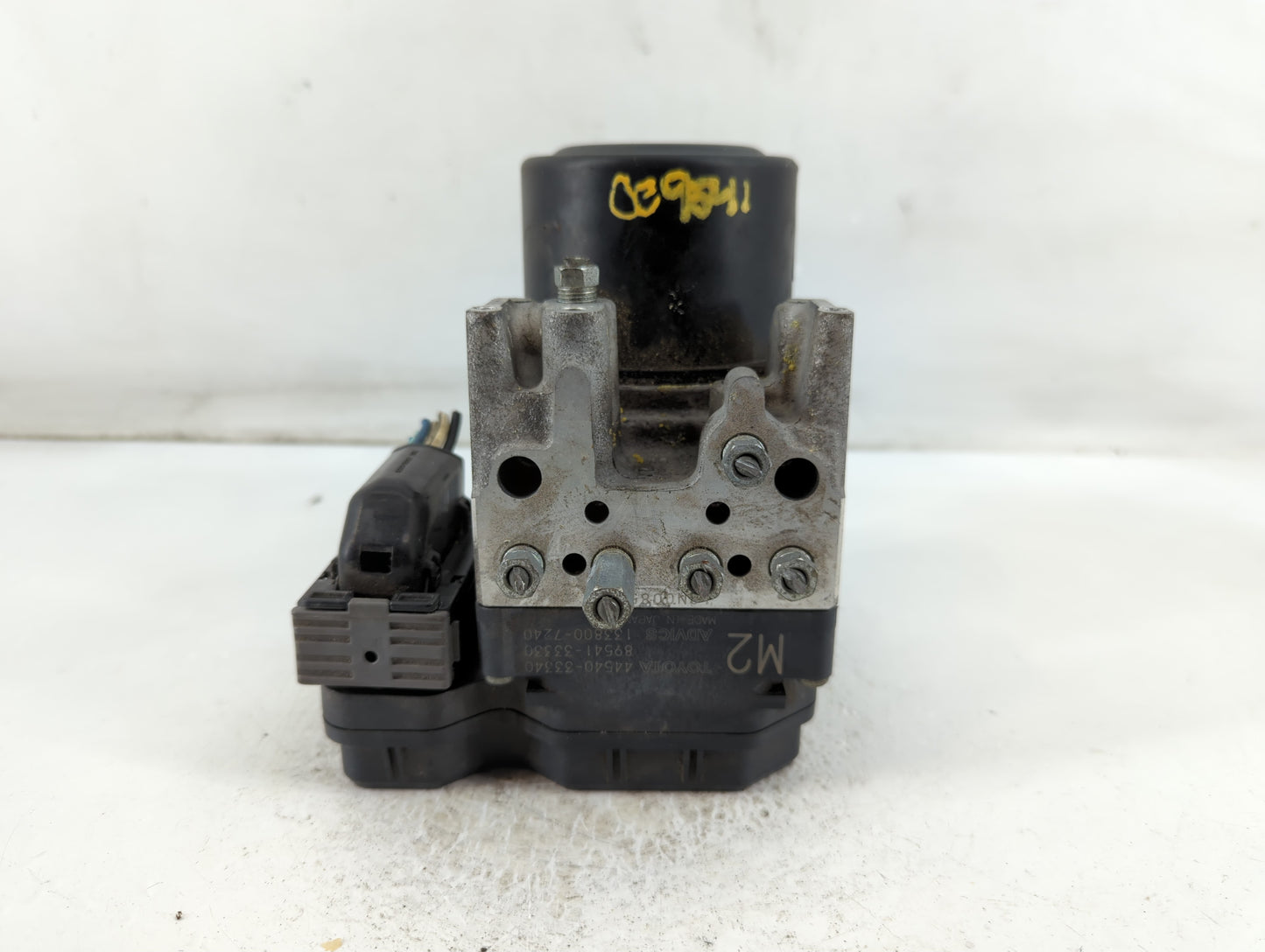 2012 Lexus Es350 ABS Pump Control Module Replacement P/N:44540-33340 Fits OEM Used Auto Parts - Oemusedautoparts1.com